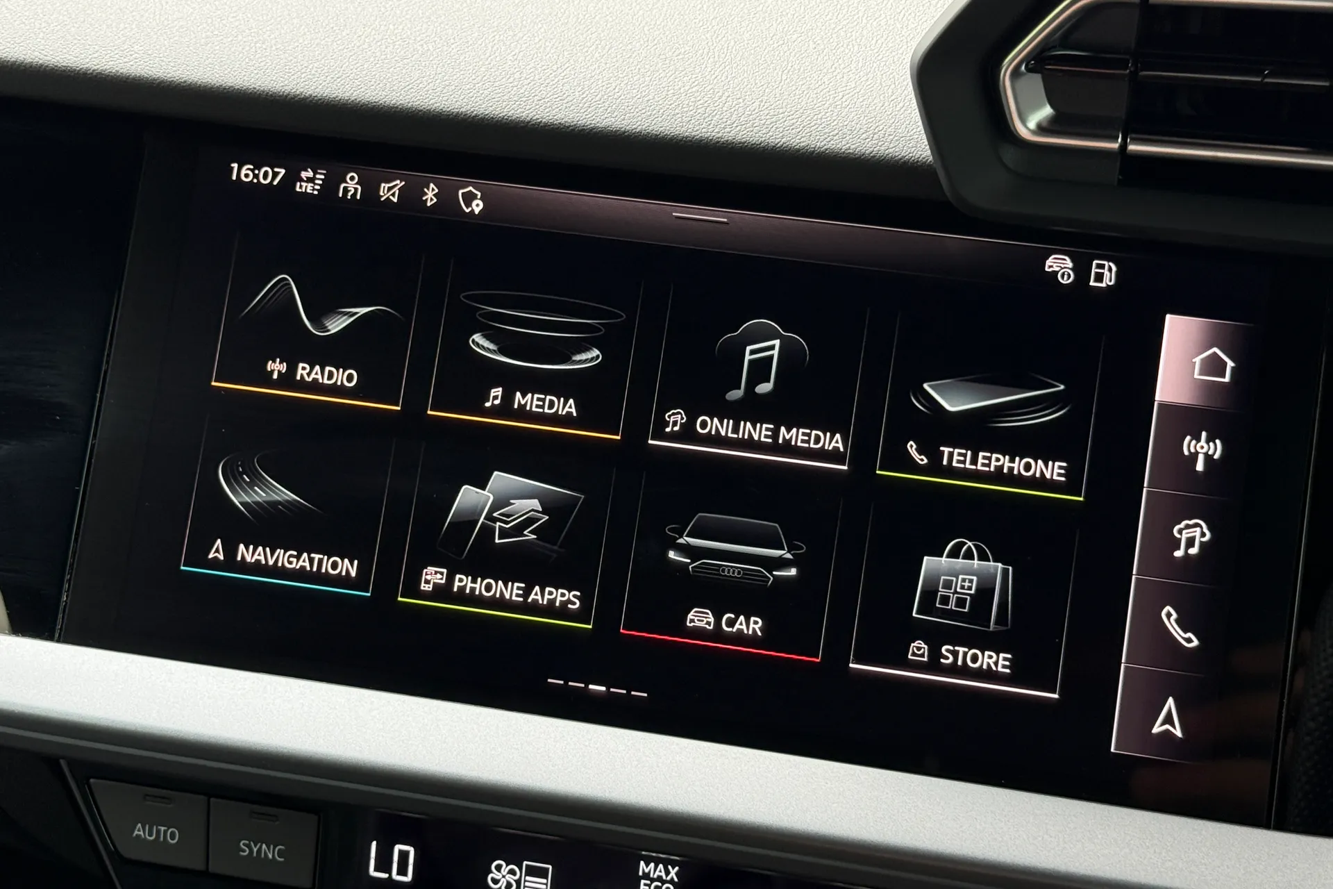 Audi A3 thumbnail image number 18