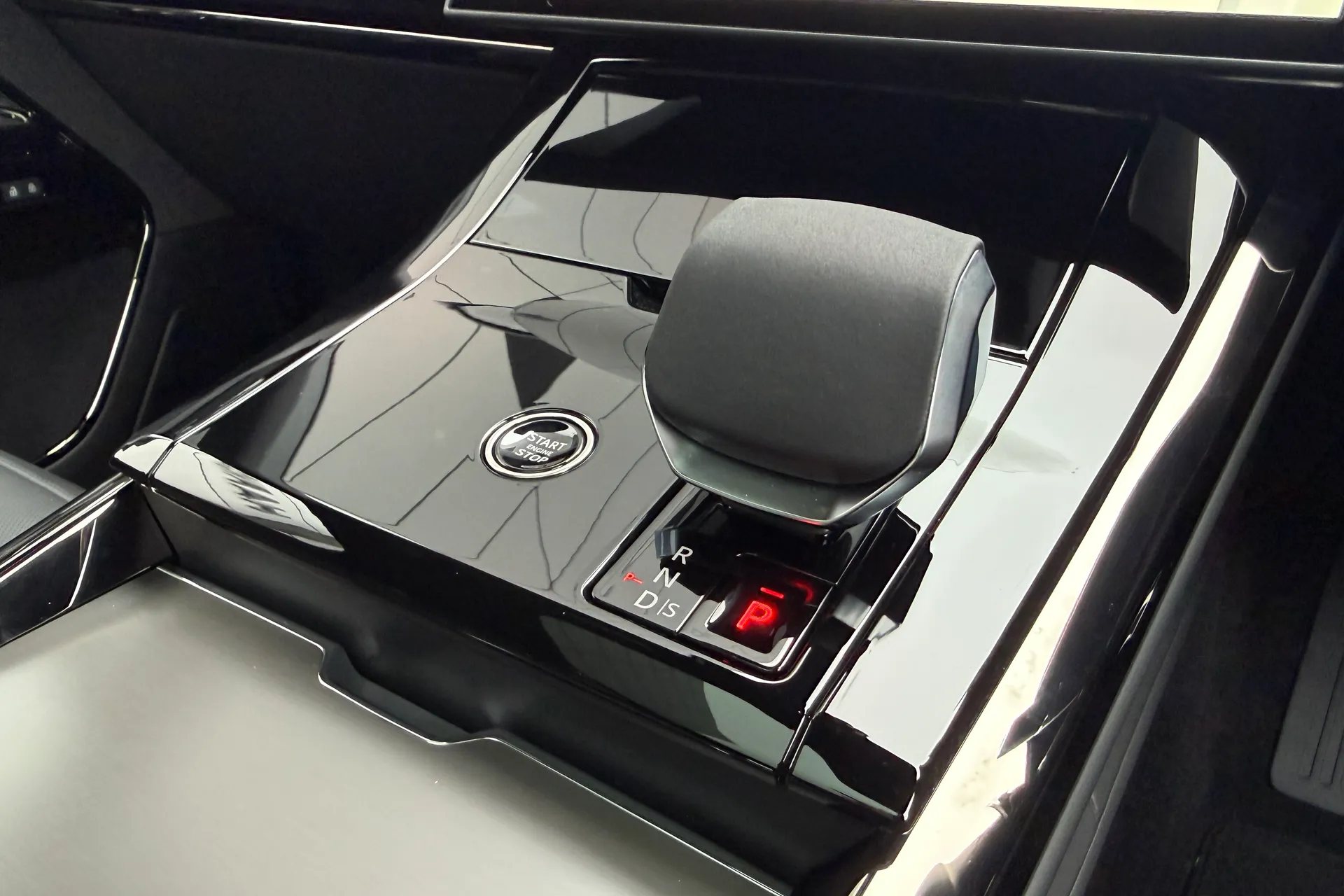 LAND ROVER RANGE ROVER SPORT thumbnail image number 58