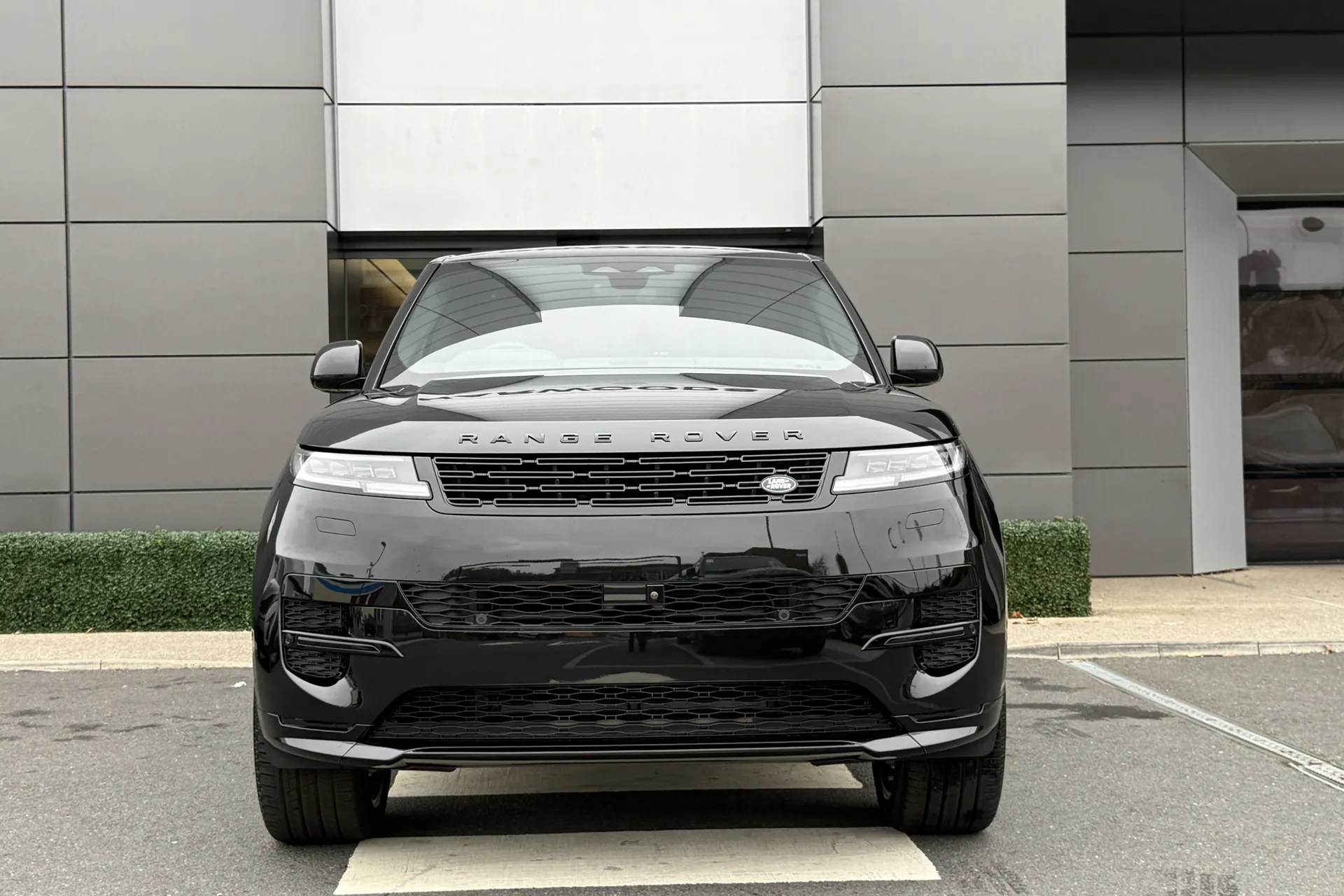 LAND ROVER RANGE ROVER SPORT thumbnail image number 9