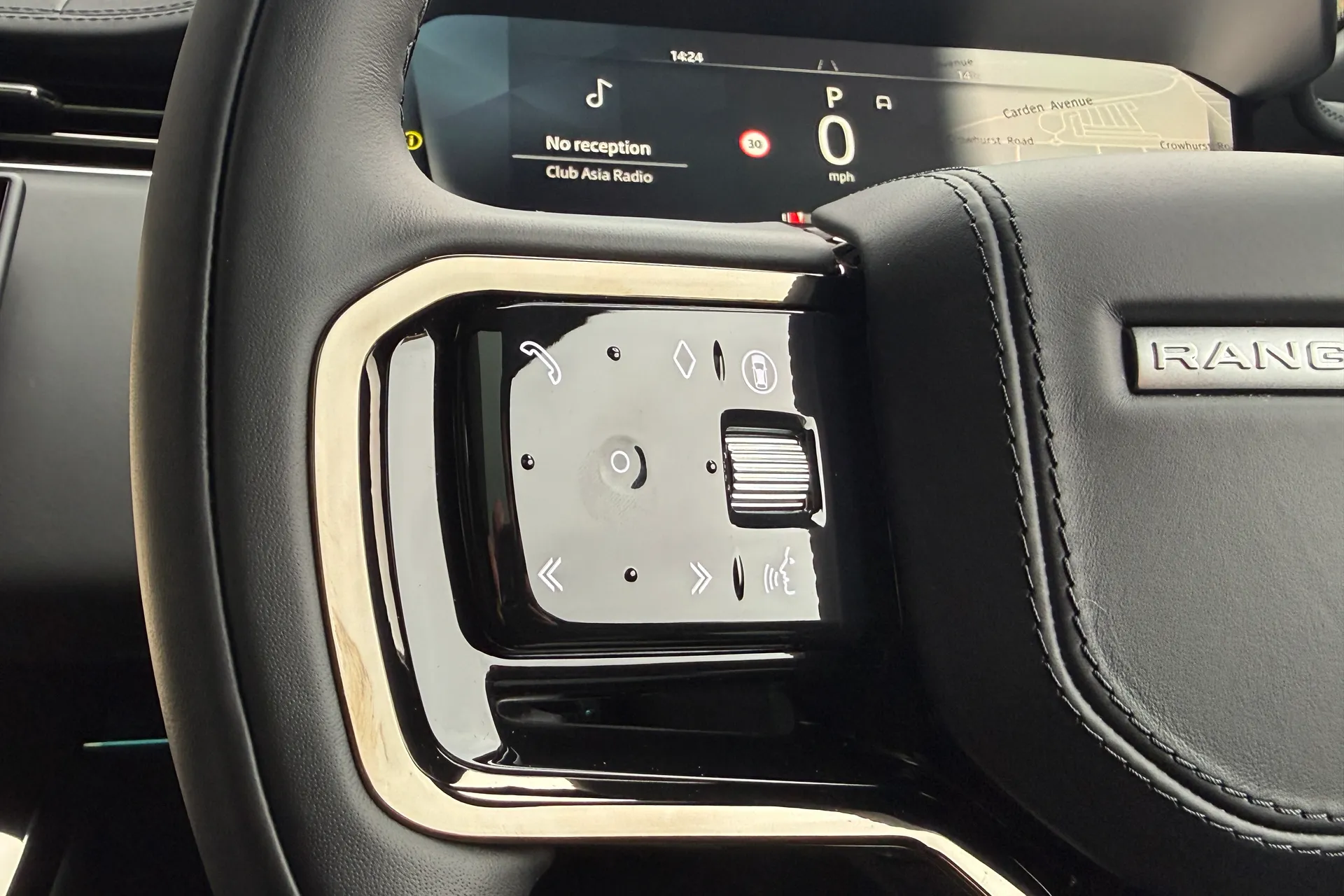 LAND ROVER RANGE ROVER SPORT thumbnail image number 32