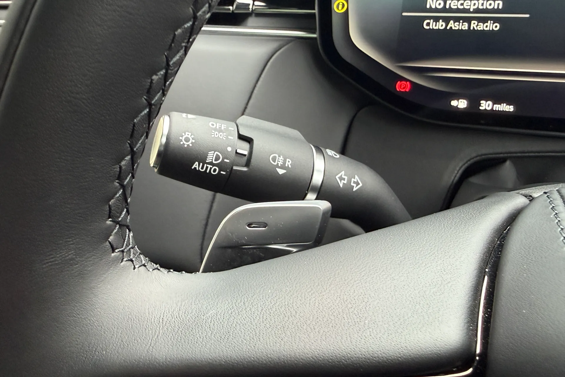 LAND ROVER RANGE ROVER SPORT thumbnail image number 35