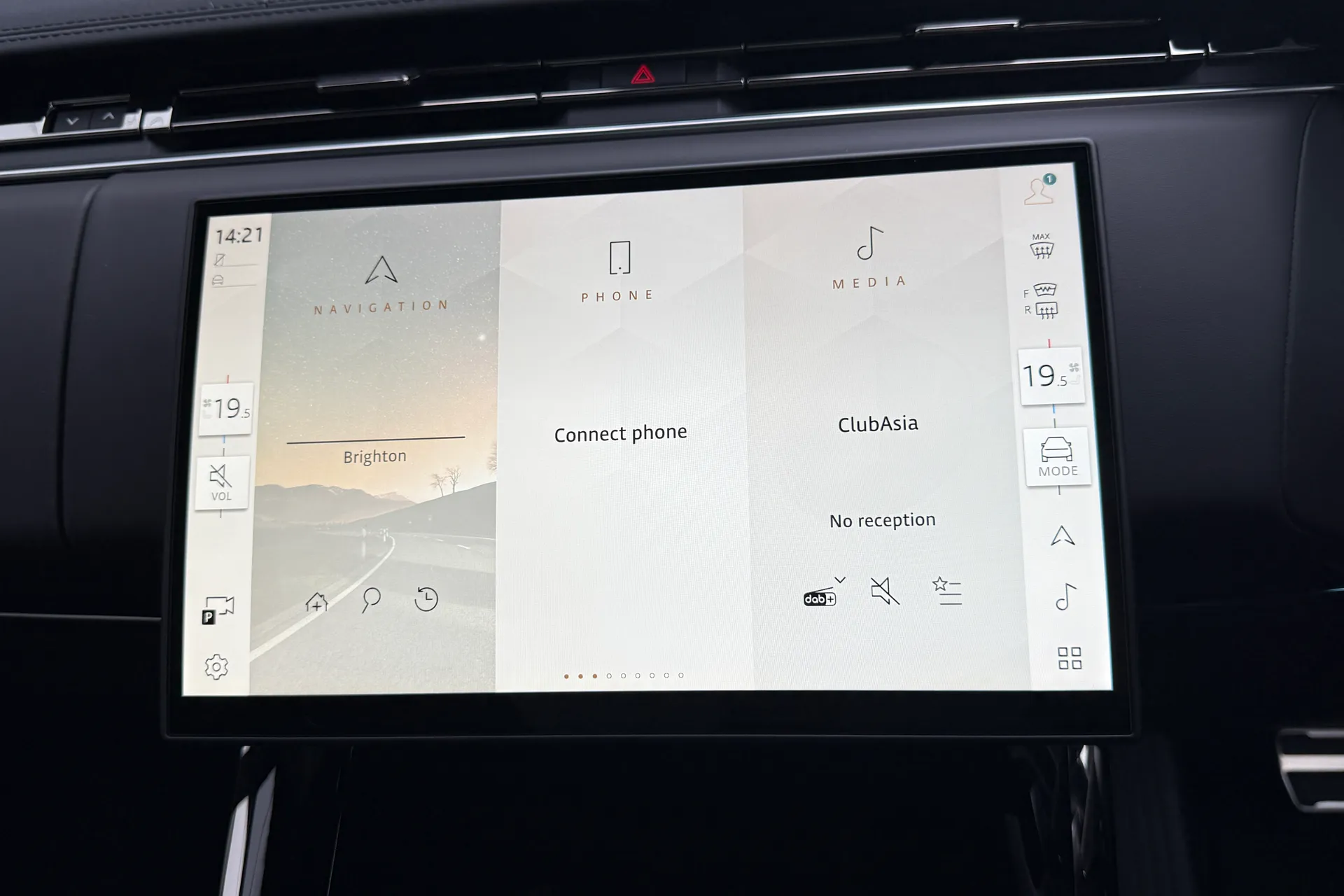 LAND ROVER RANGE ROVER SPORT thumbnail image number 61