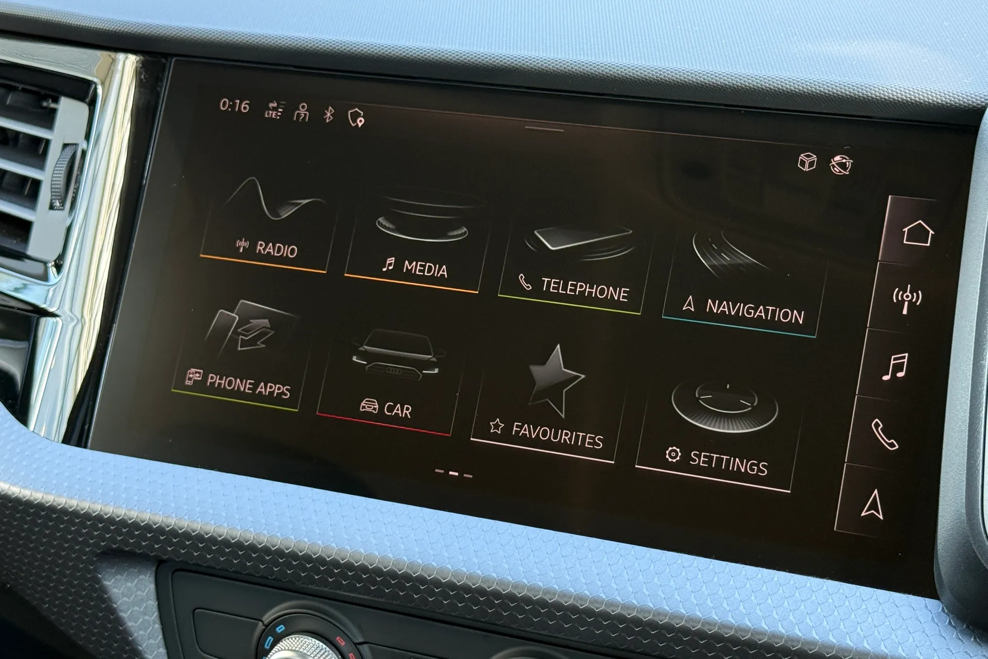 Audi A1 thumbnail image number 9
