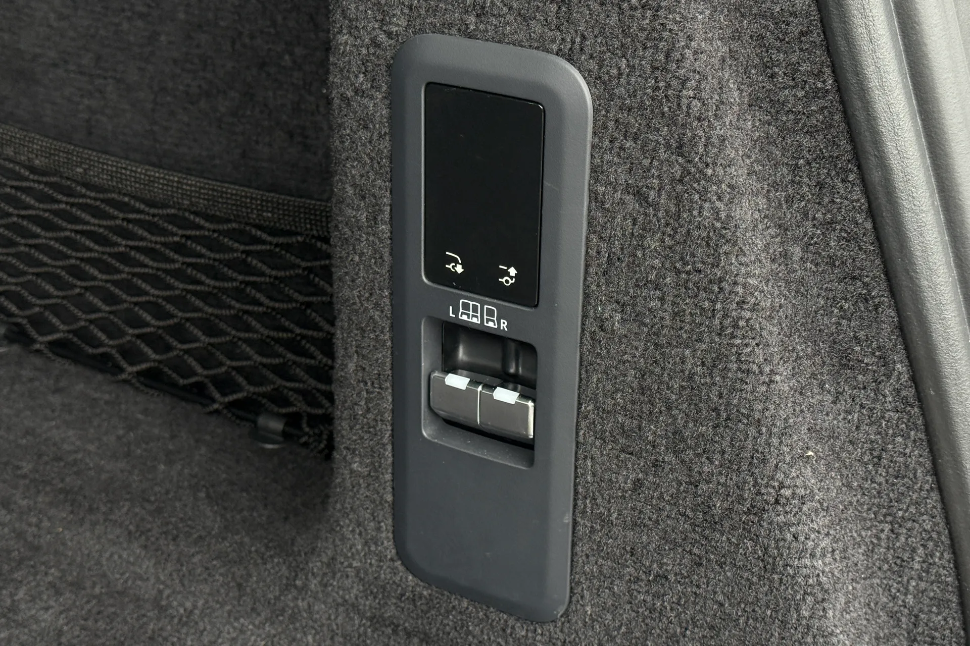 LAND ROVER RANGE ROVER SPORT thumbnail image number 40