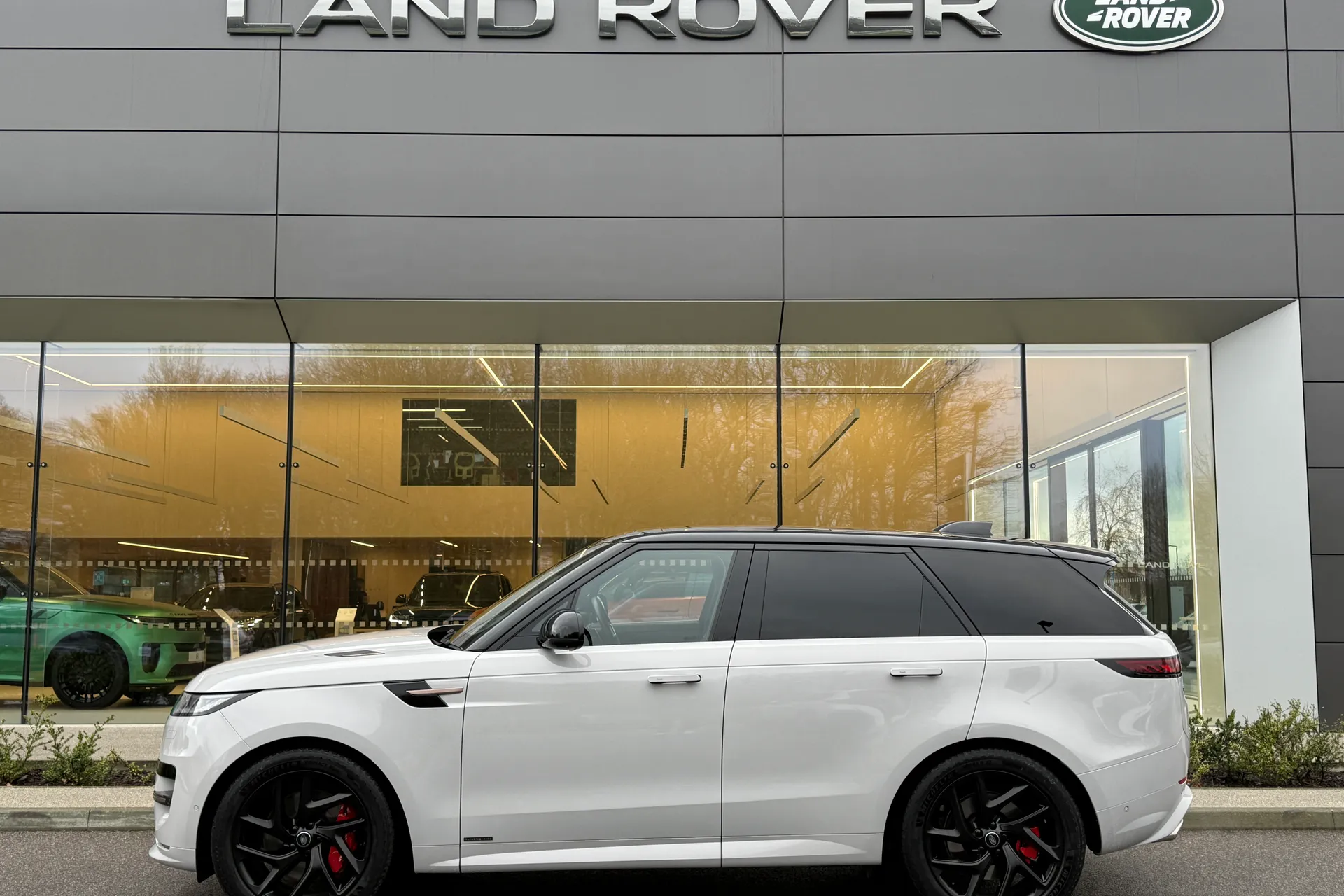 LAND ROVER RANGE ROVER SPORT thumbnail image number 11