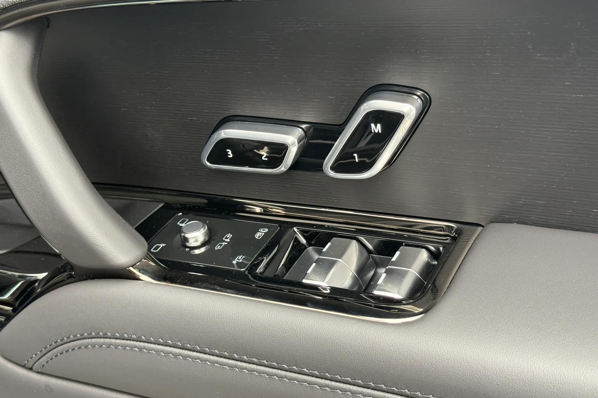 LAND ROVER RANGE ROVER SPORT thumbnail image number 30