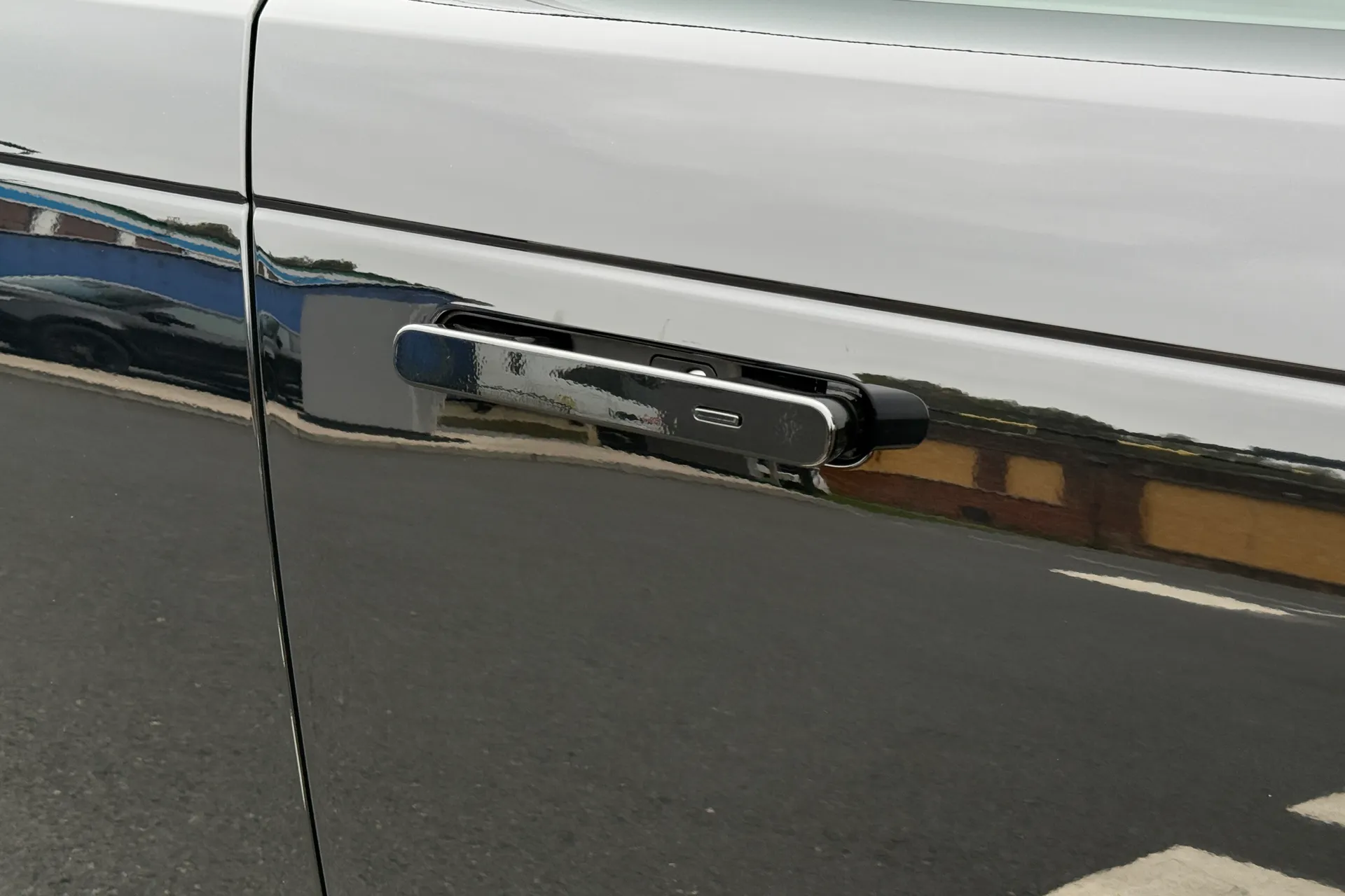 LAND ROVER RANGE ROVER SPORT thumbnail image number 21