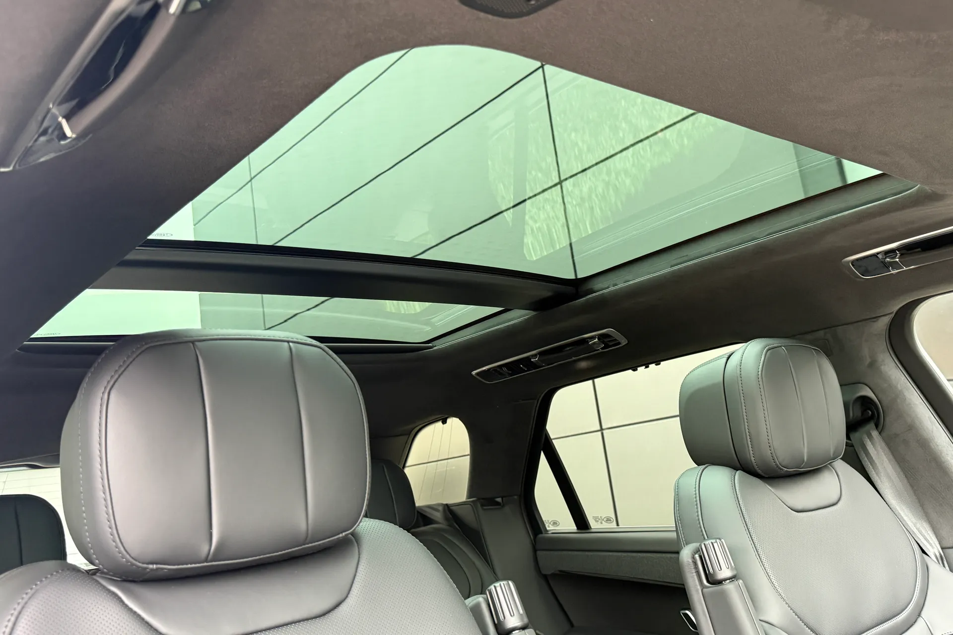 LAND ROVER RANGE ROVER SPORT thumbnail image number 17