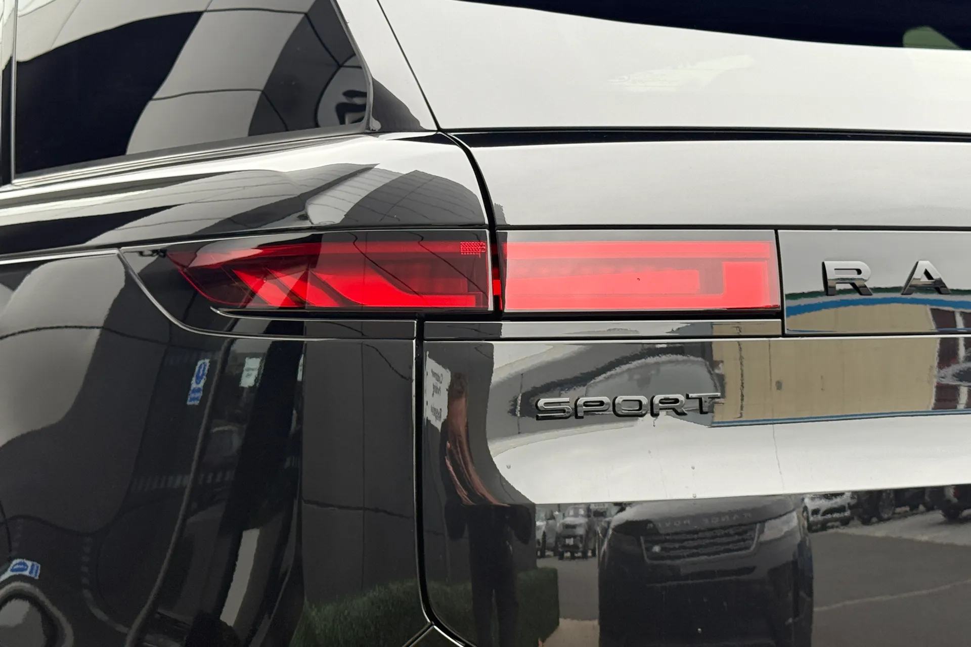 LAND ROVER RANGE ROVER SPORT thumbnail image number 34