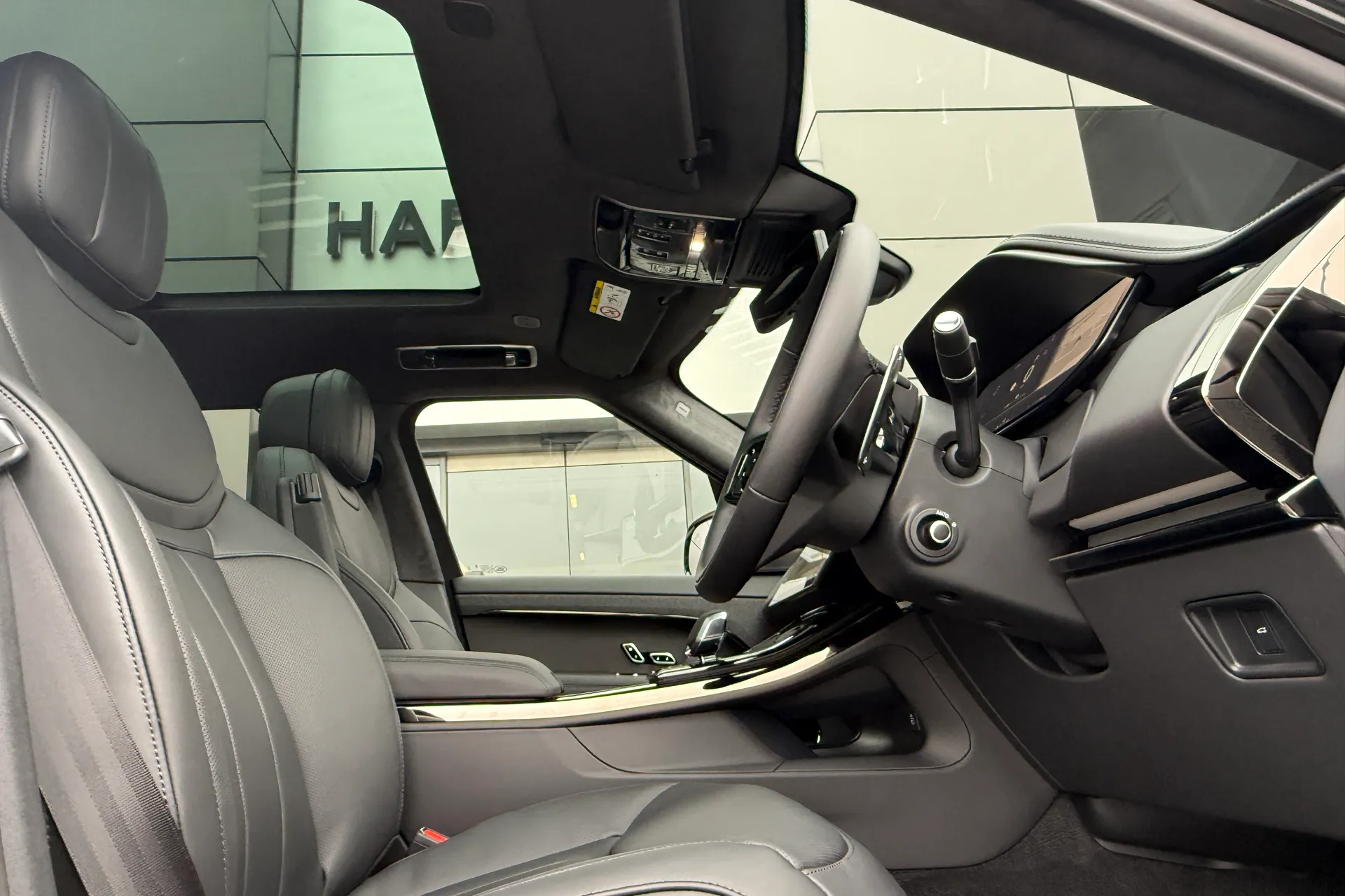 LAND ROVER RANGE ROVER SPORT thumbnail image number 25