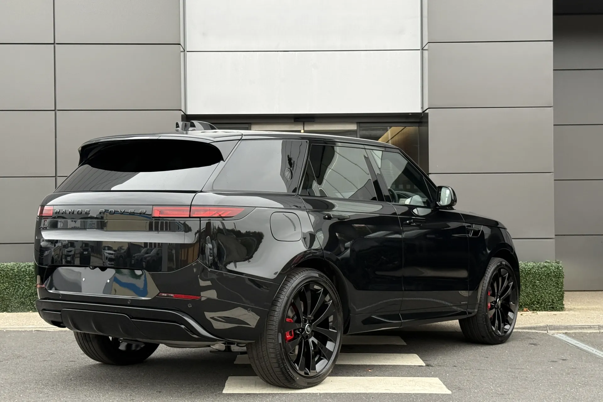 LAND ROVER RANGE ROVER SPORT thumbnail image number 10