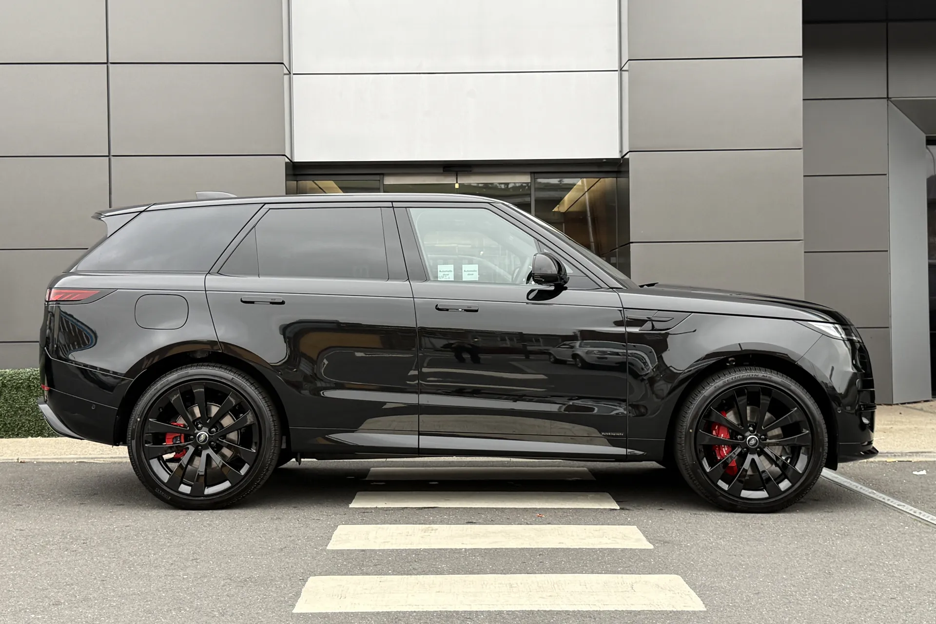 LAND ROVER RANGE ROVER SPORT thumbnail image number 2