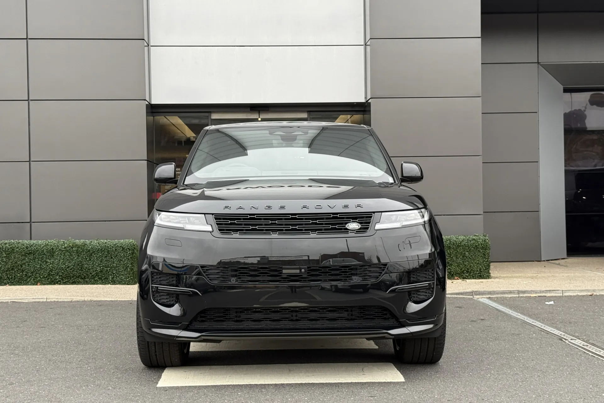 LAND ROVER RANGE ROVER SPORT thumbnail image number 9