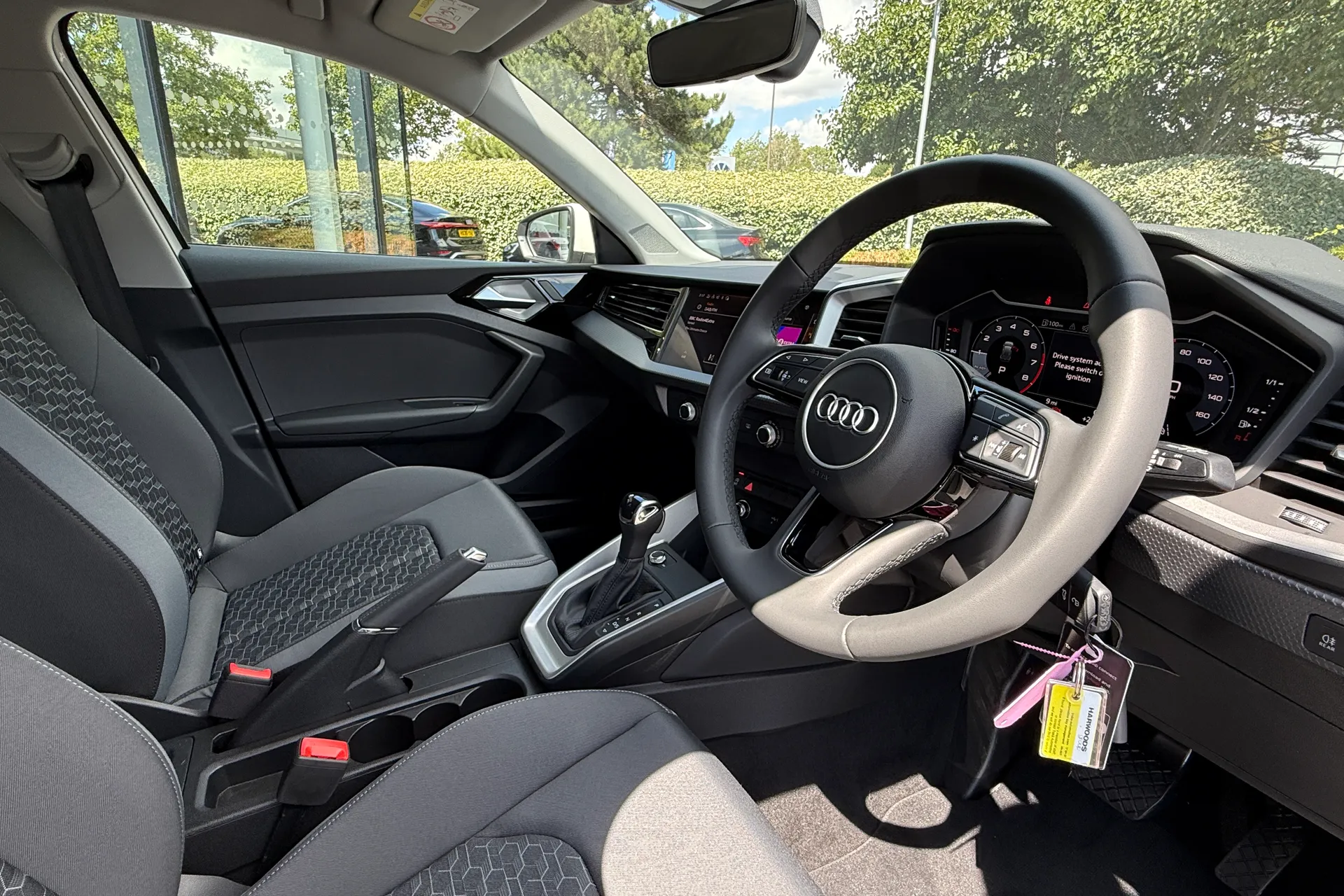 Audi A1 thumbnail image number 35