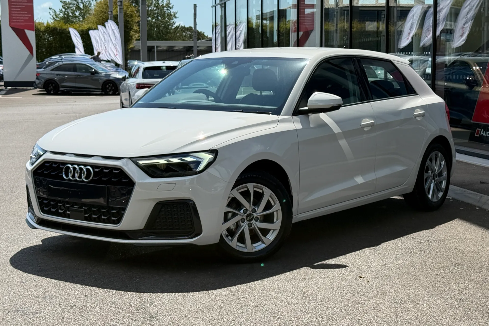 Audi A1 thumbnail image number 6