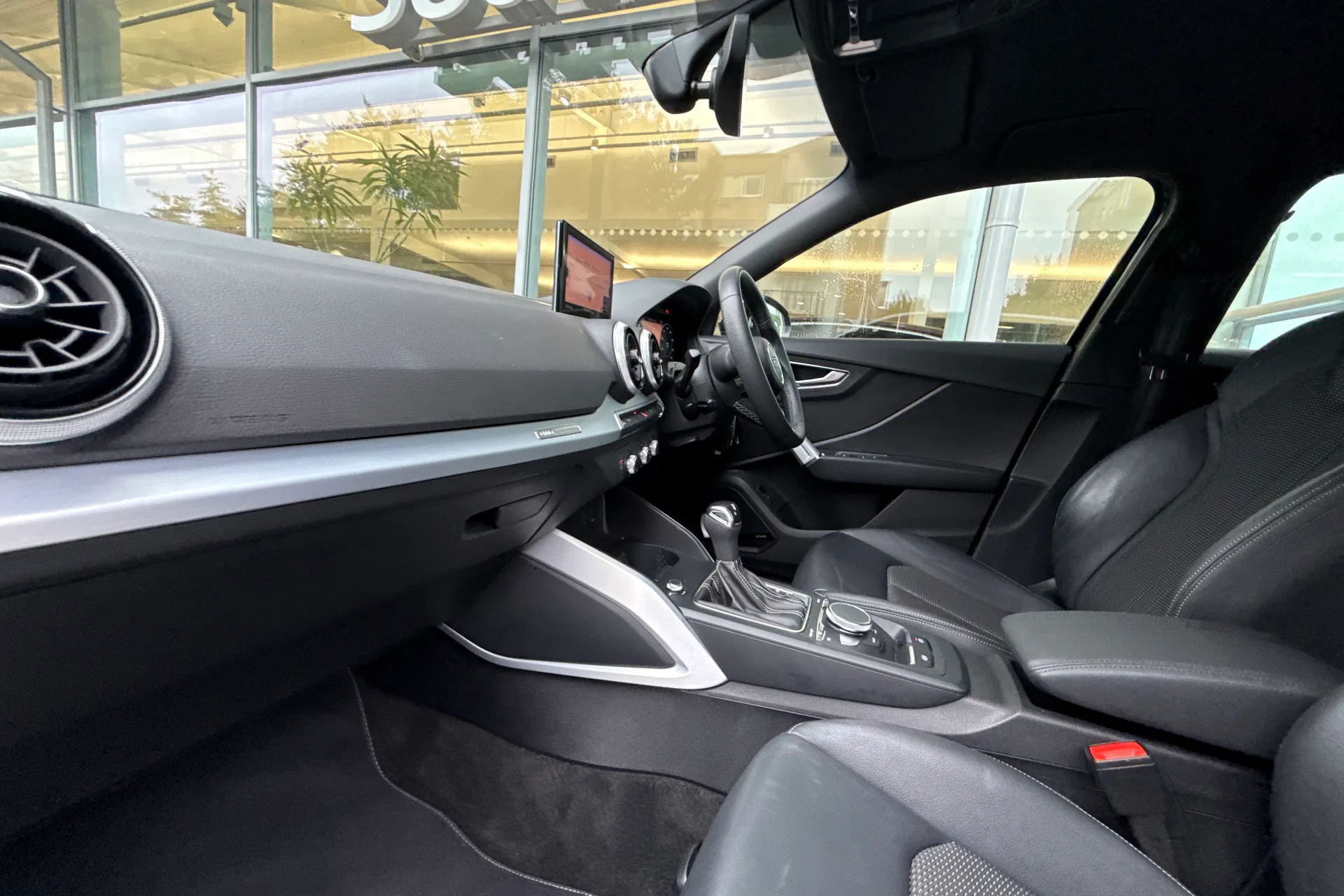 Audi Q2 thumbnail image number 49