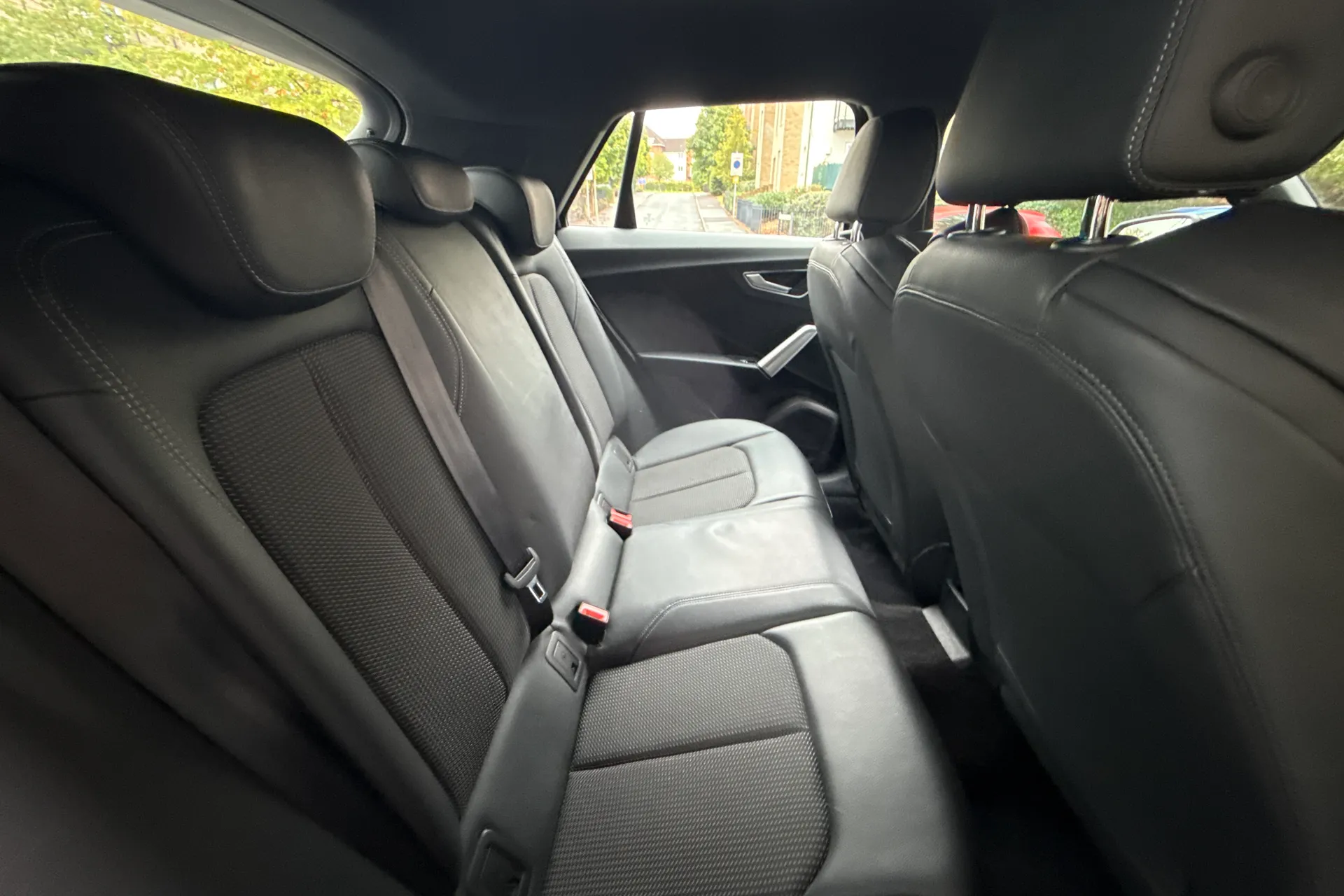 Audi Q2 thumbnail image number 34