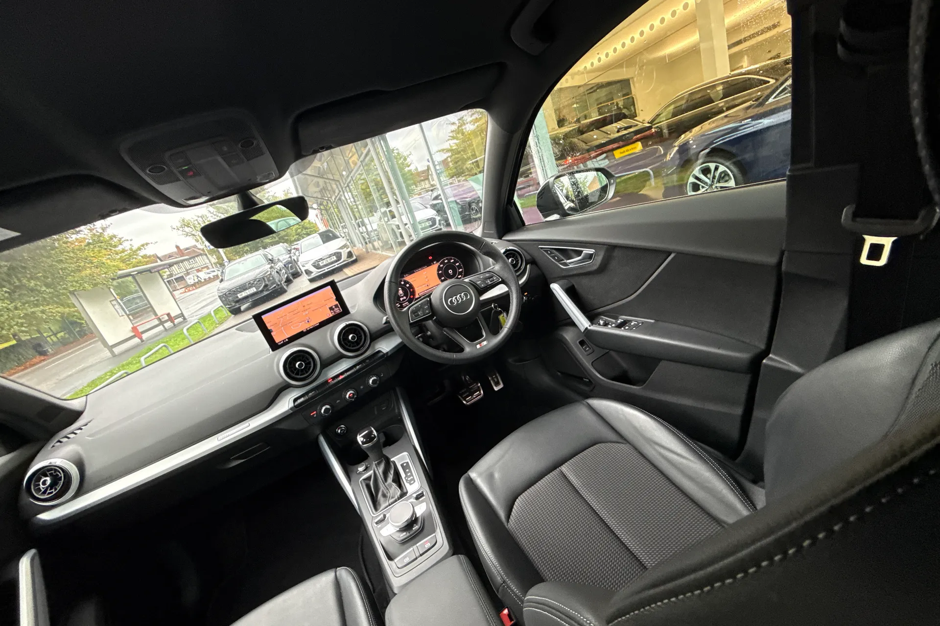 Audi Q2 thumbnail image number 37