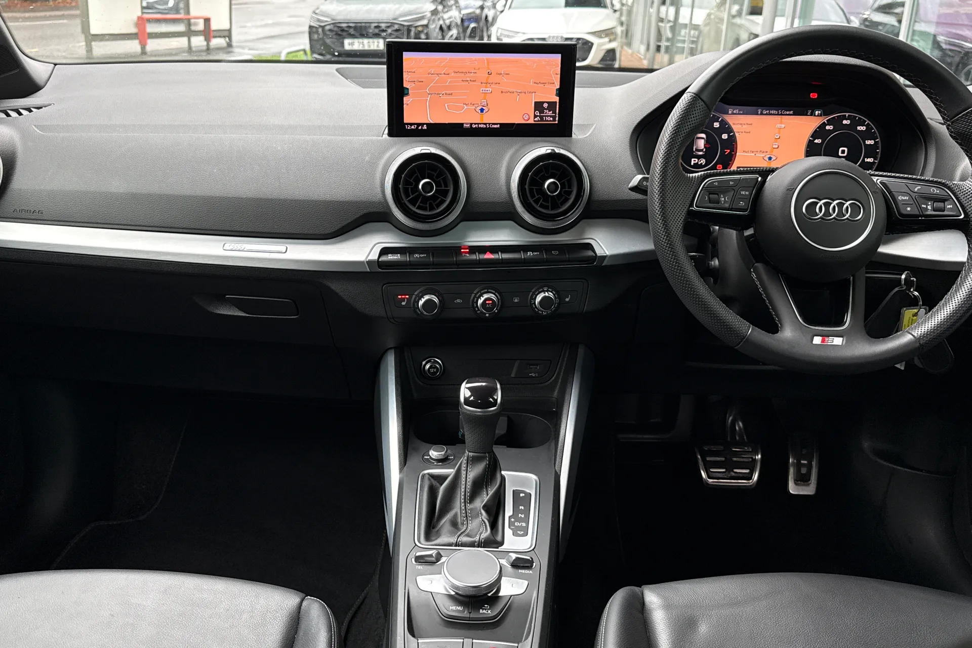 Audi Q2 thumbnail image number 35