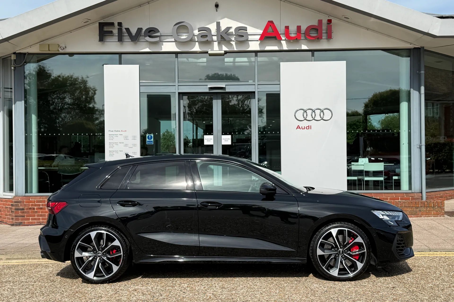 Audi A3 thumbnail image number 2