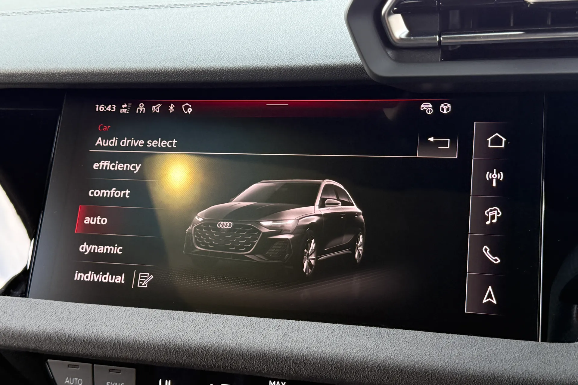 Audi A3 thumbnail image number 14