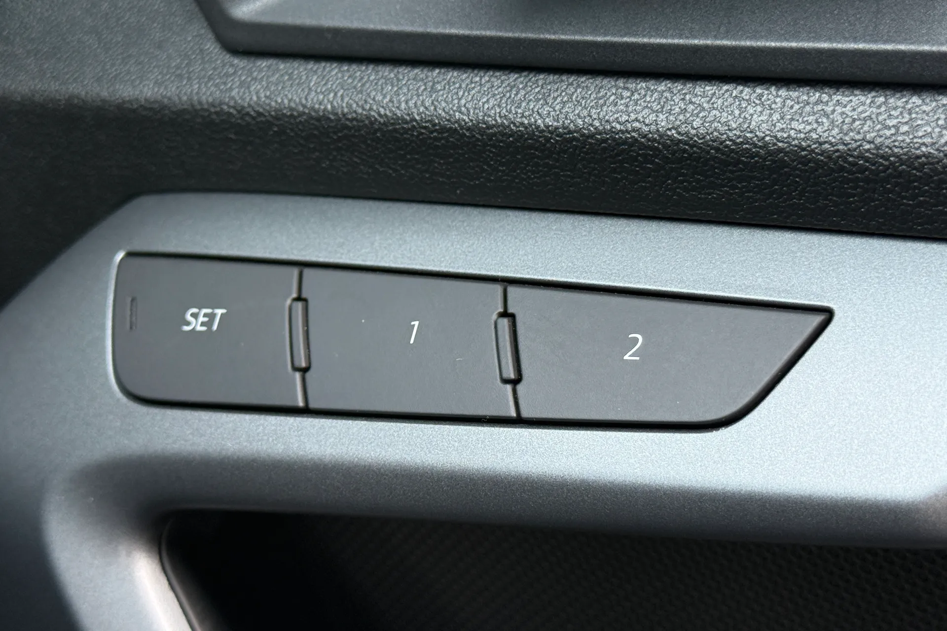Audi A3 thumbnail image number 24