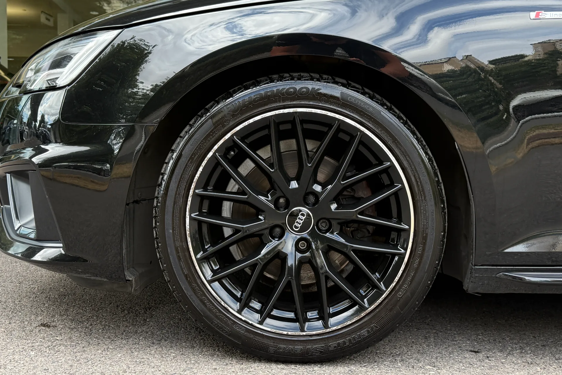Audi A4 thumbnail image number 55