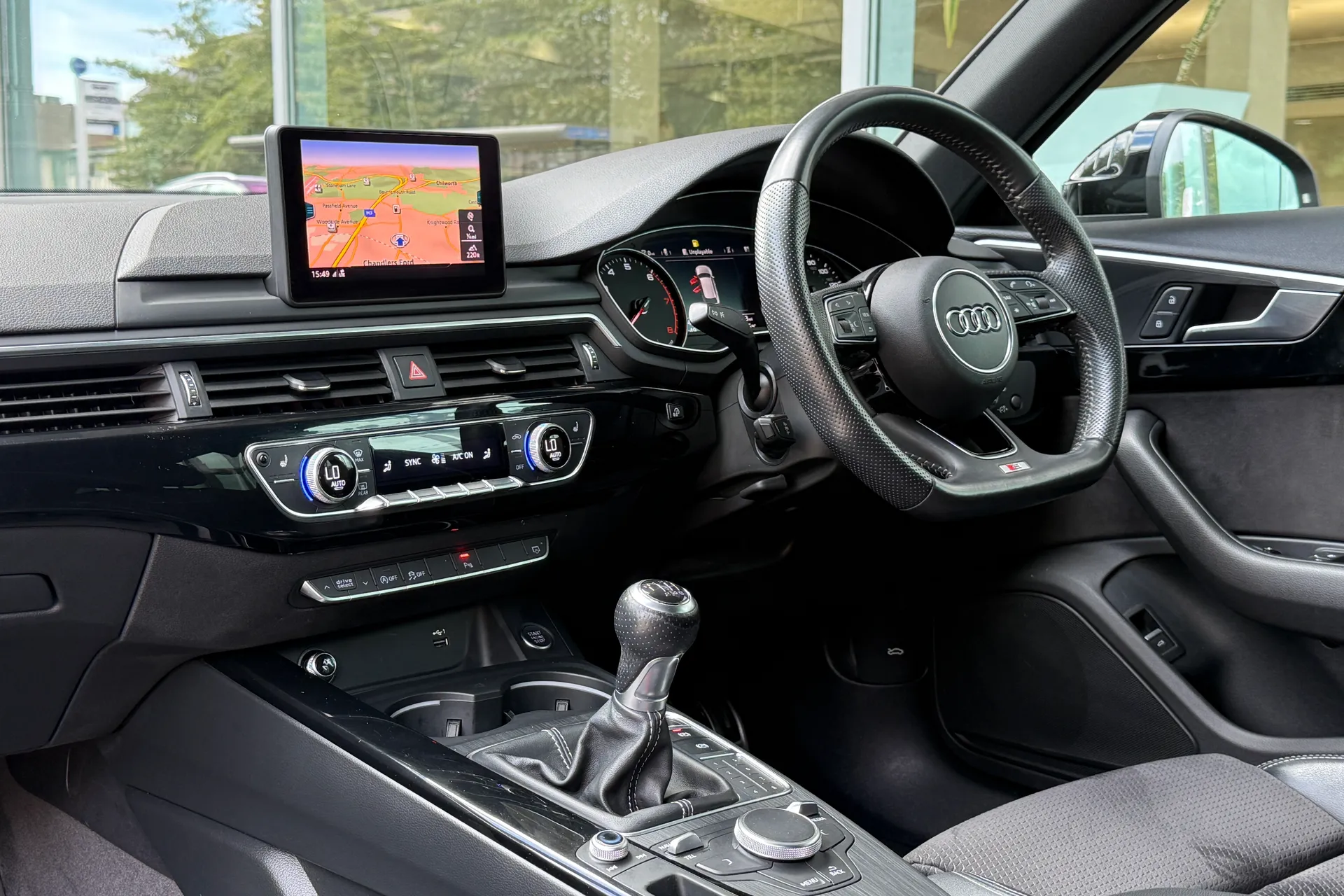 Audi A4 thumbnail image number 53