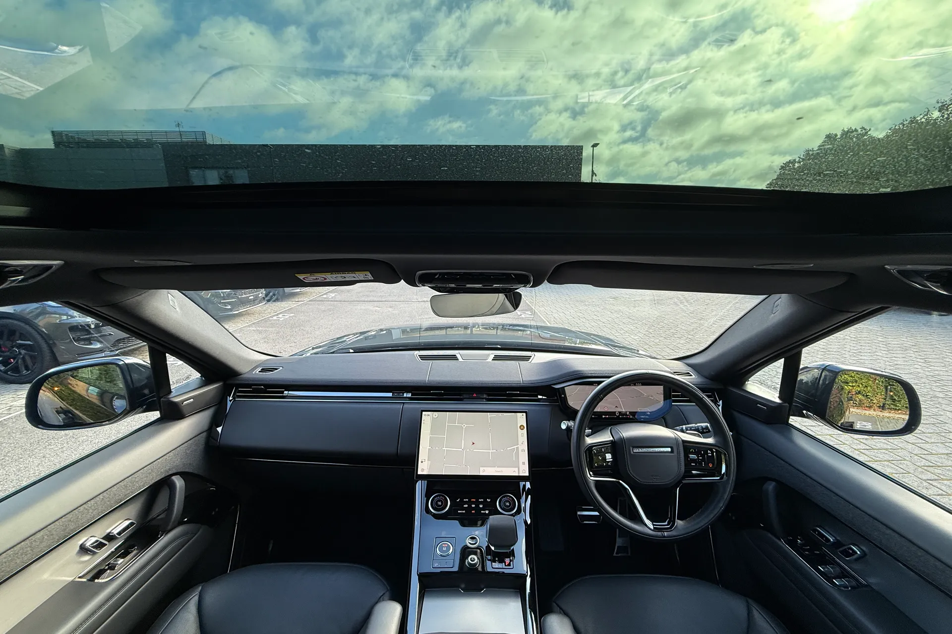 LAND ROVER RANGE ROVER SPORT thumbnail image number 4