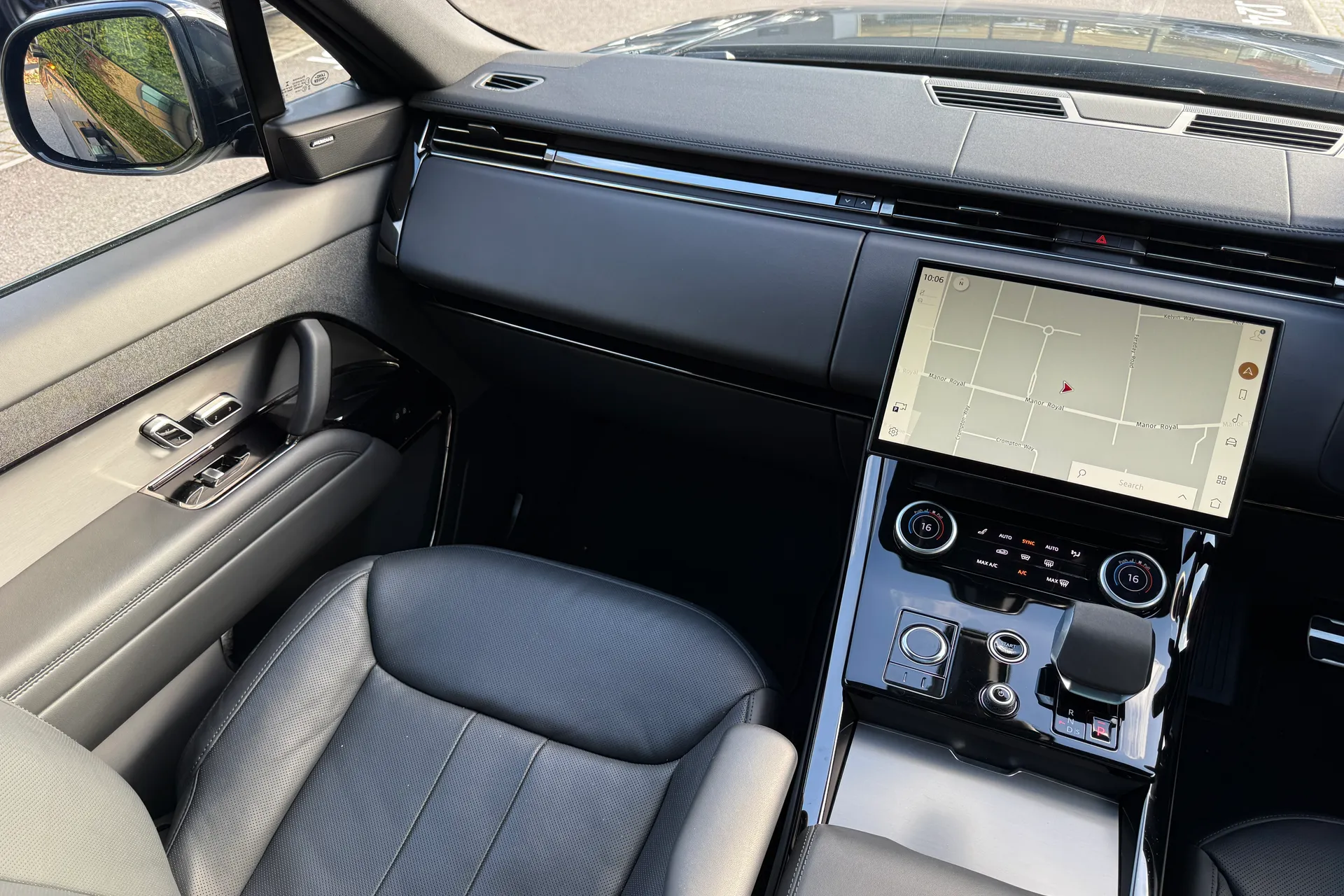 LAND ROVER RANGE ROVER SPORT thumbnail image number 26