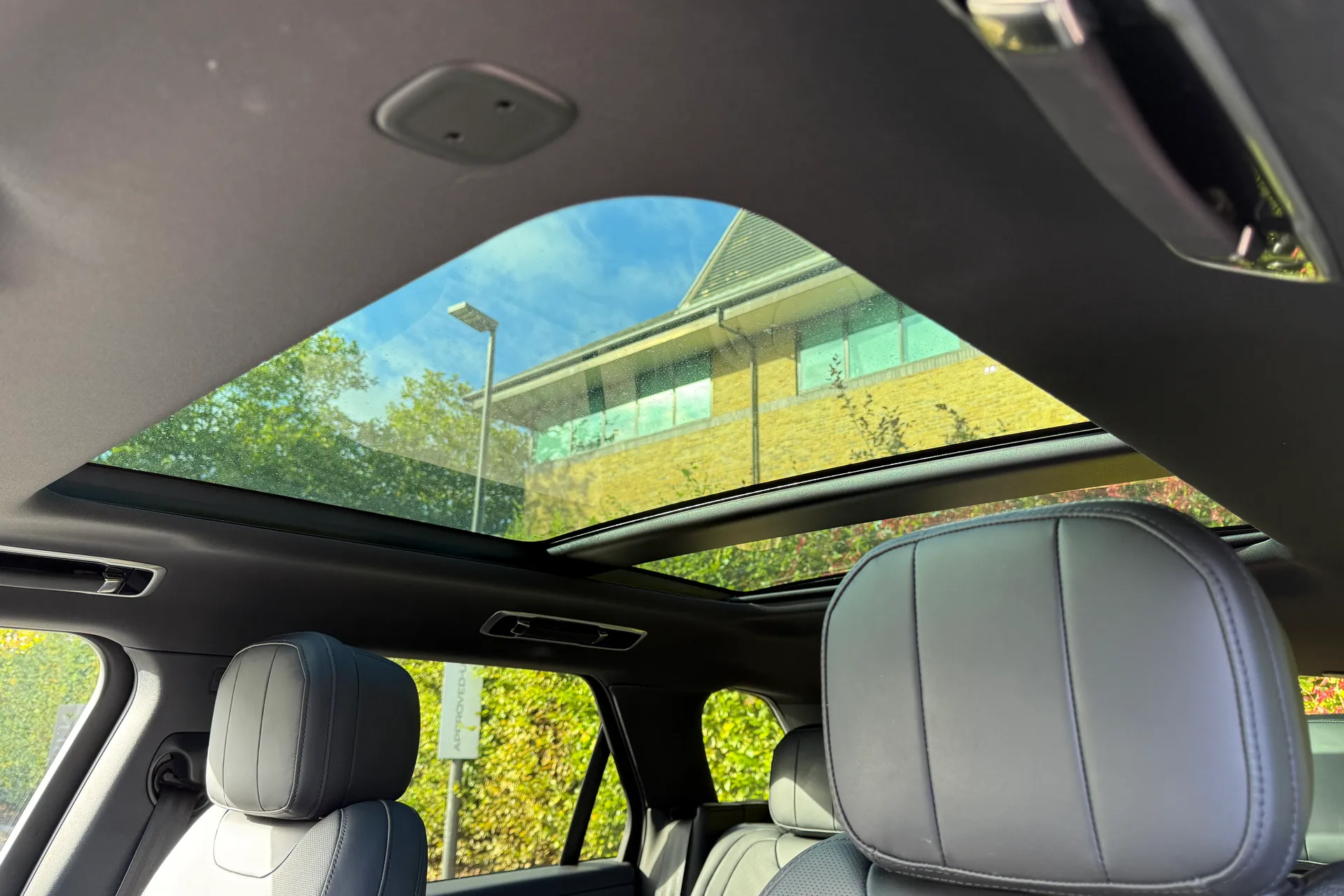 LAND ROVER RANGE ROVER SPORT thumbnail image number 6