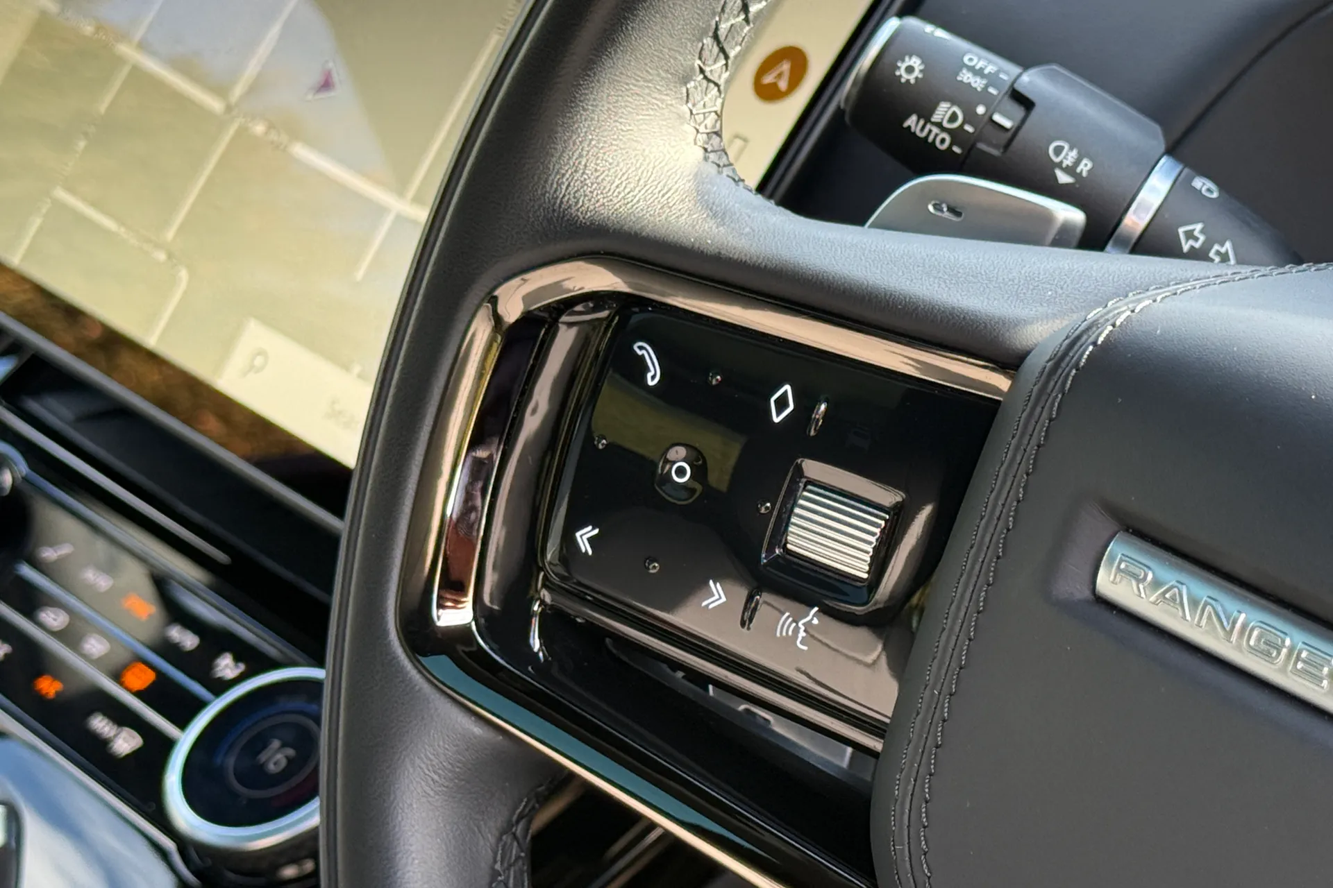 LAND ROVER RANGE ROVER SPORT thumbnail image number 53