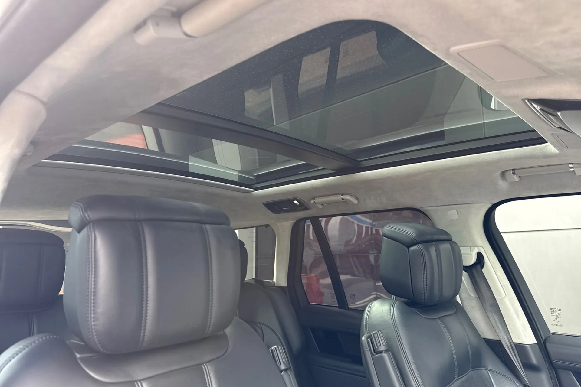 LAND ROVER RANGE ROVER thumbnail image number 13