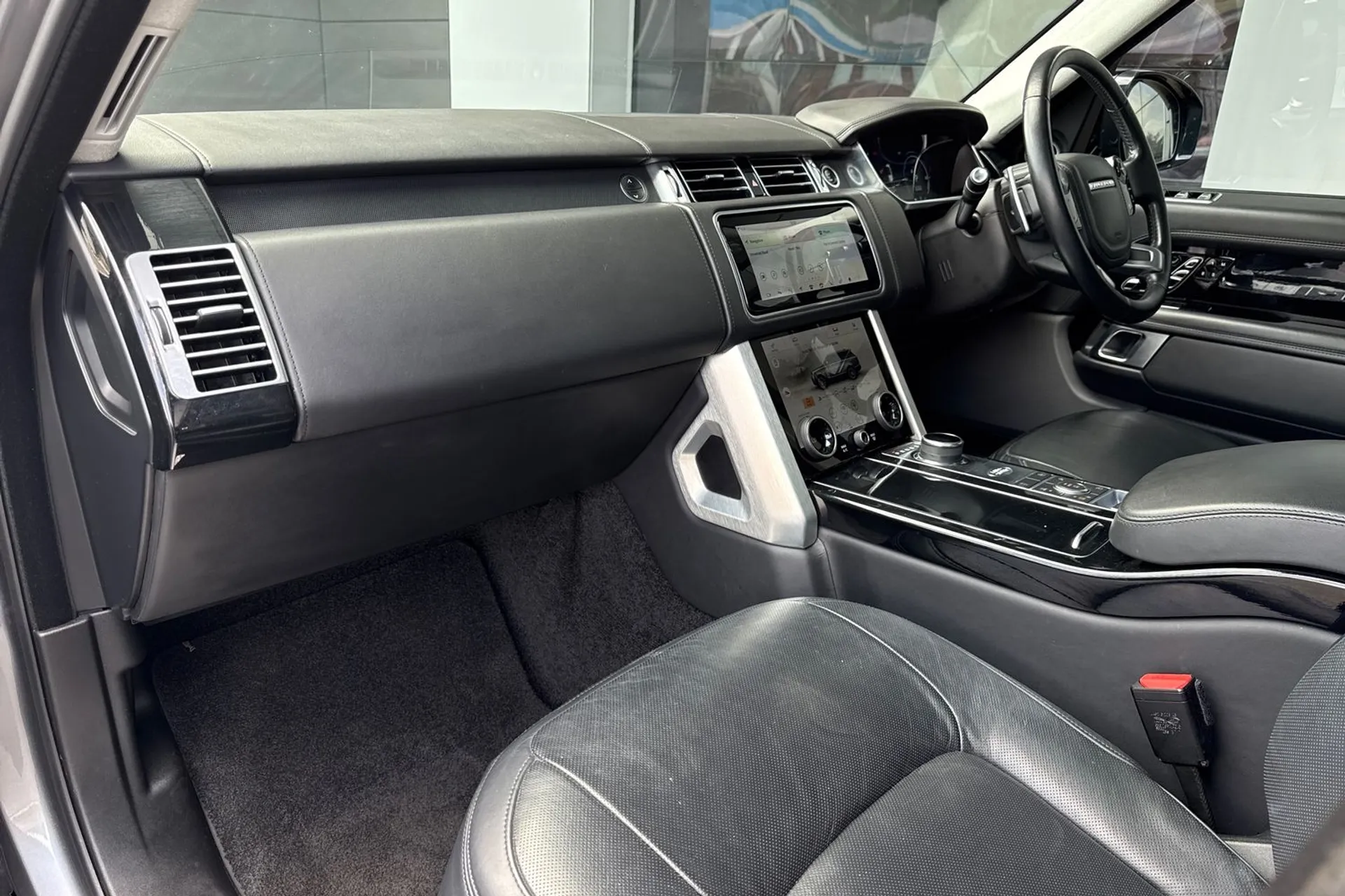 LAND ROVER RANGE ROVER thumbnail image number 54