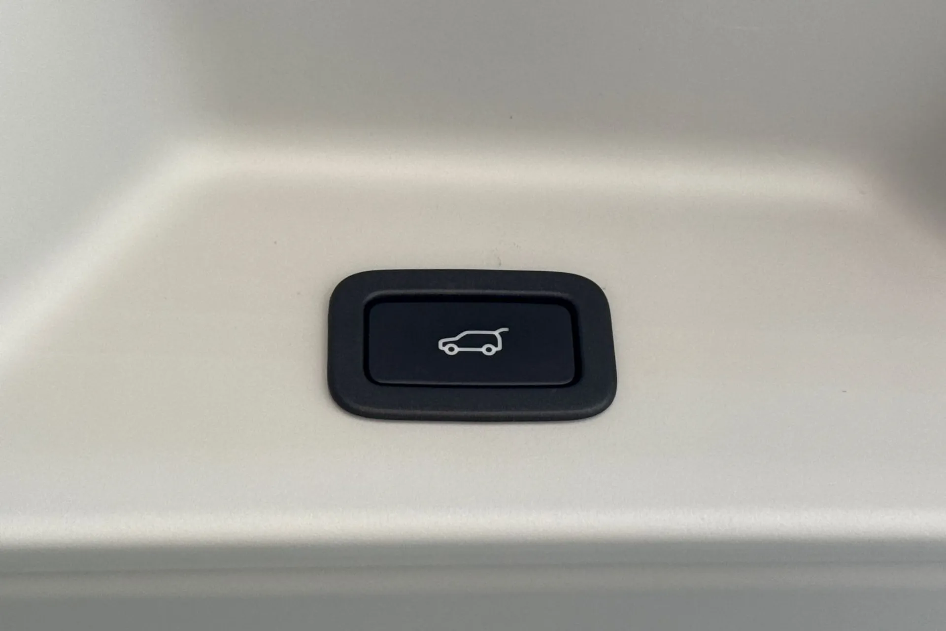 LAND ROVER RANGE ROVER thumbnail image number 47