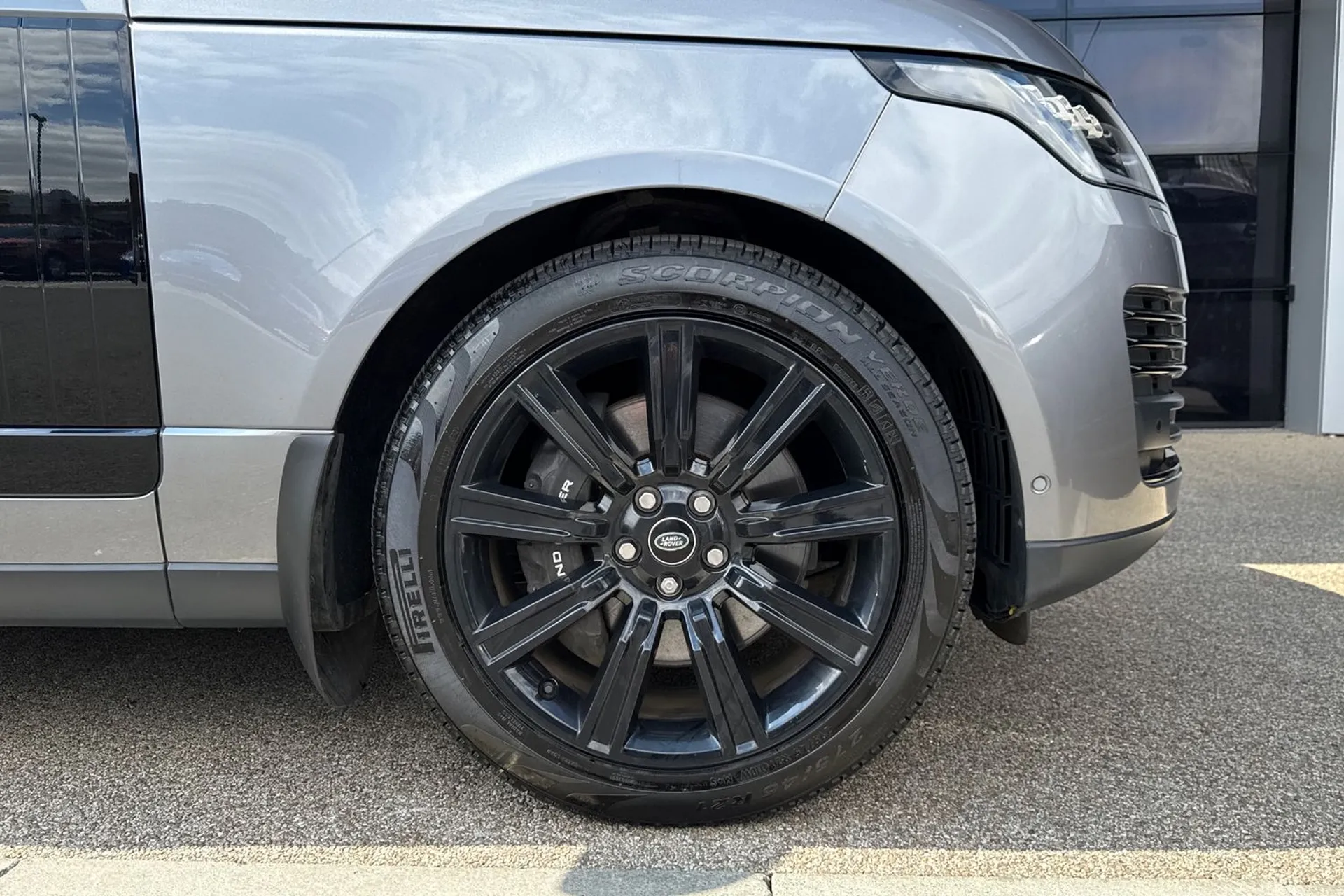 LAND ROVER RANGE ROVER thumbnail image number 24