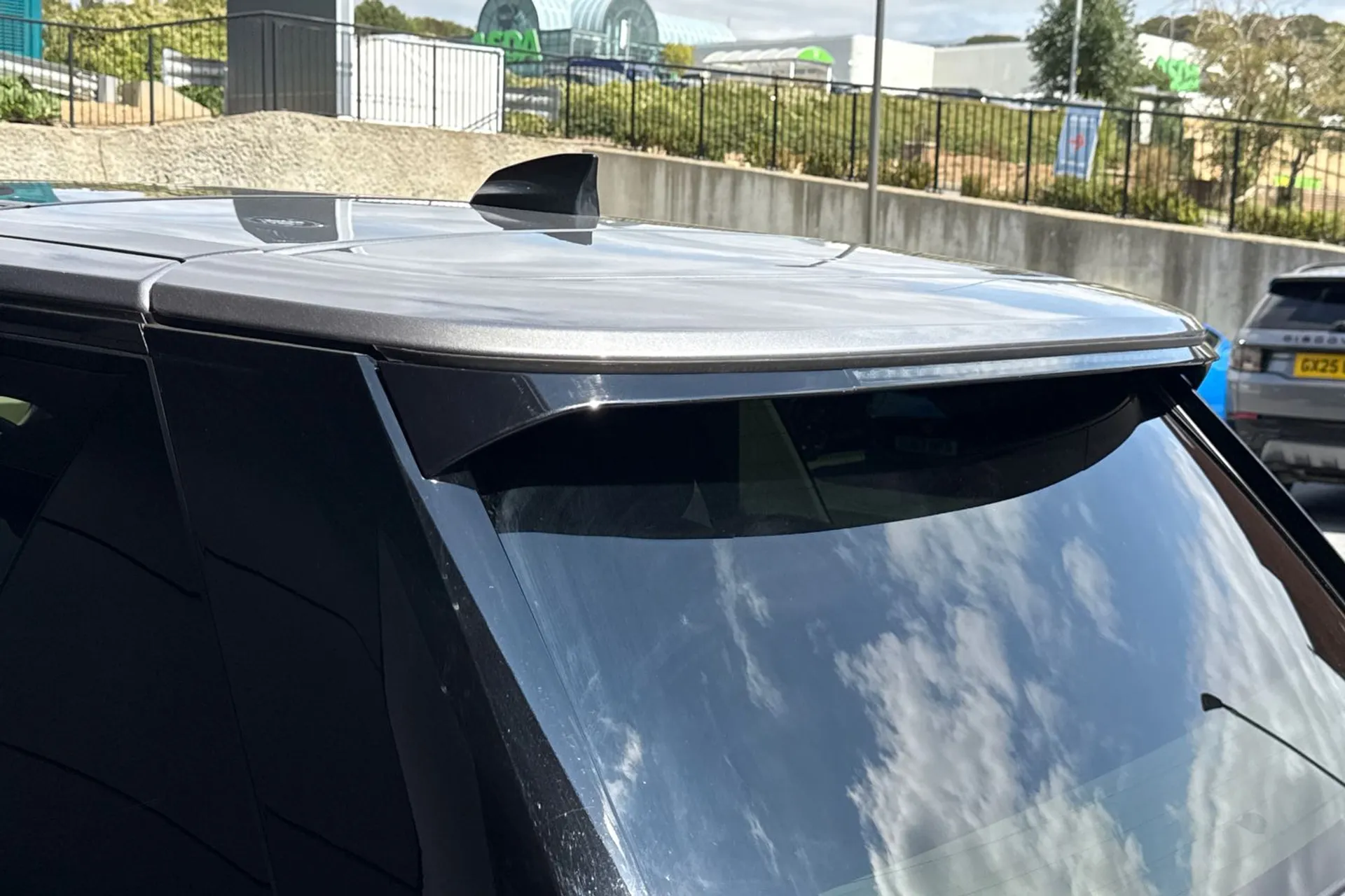 LAND ROVER RANGE ROVER thumbnail image number 44