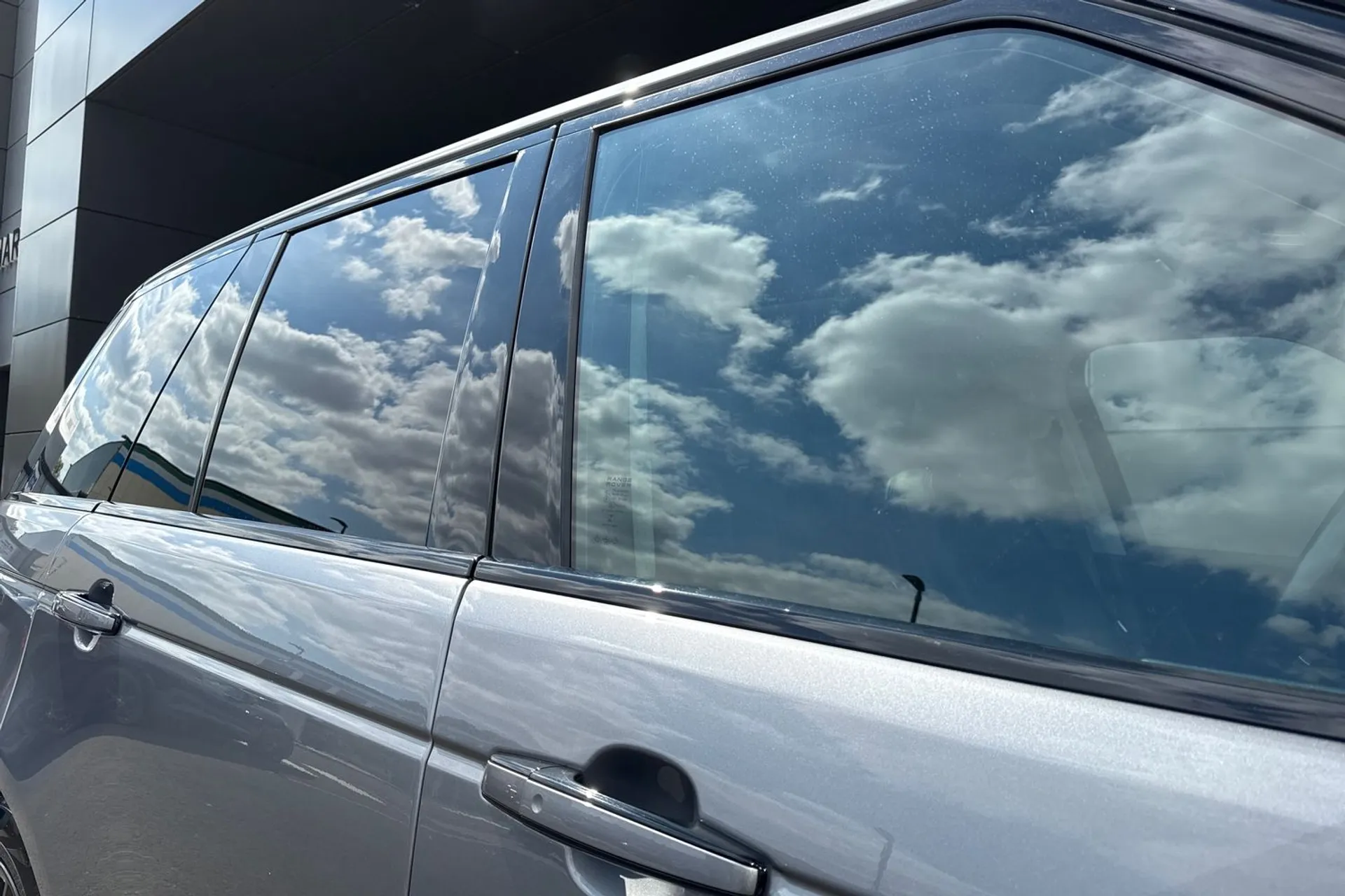 LAND ROVER RANGE ROVER thumbnail image number 38