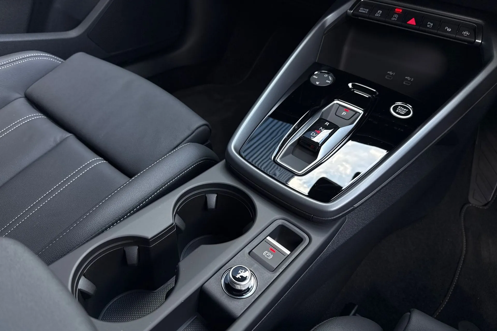 Audi A3 thumbnail image number 34