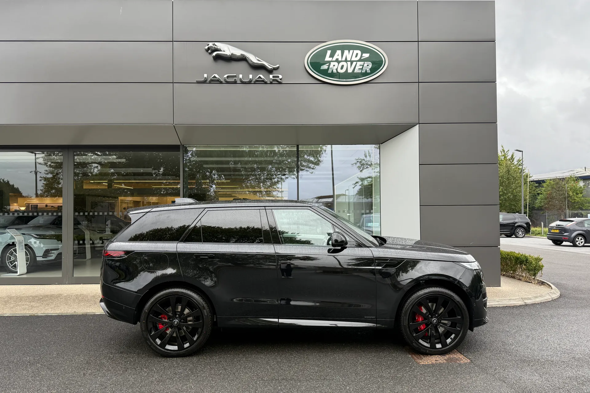 LAND ROVER RANGE ROVER SPORT thumbnail image number 4