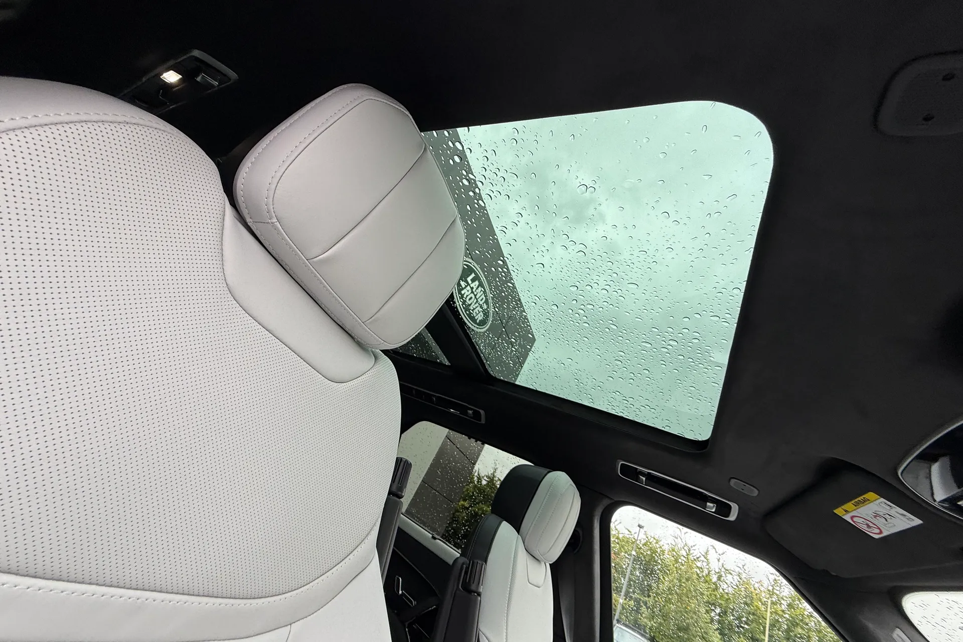 LAND ROVER RANGE ROVER SPORT thumbnail image number 24