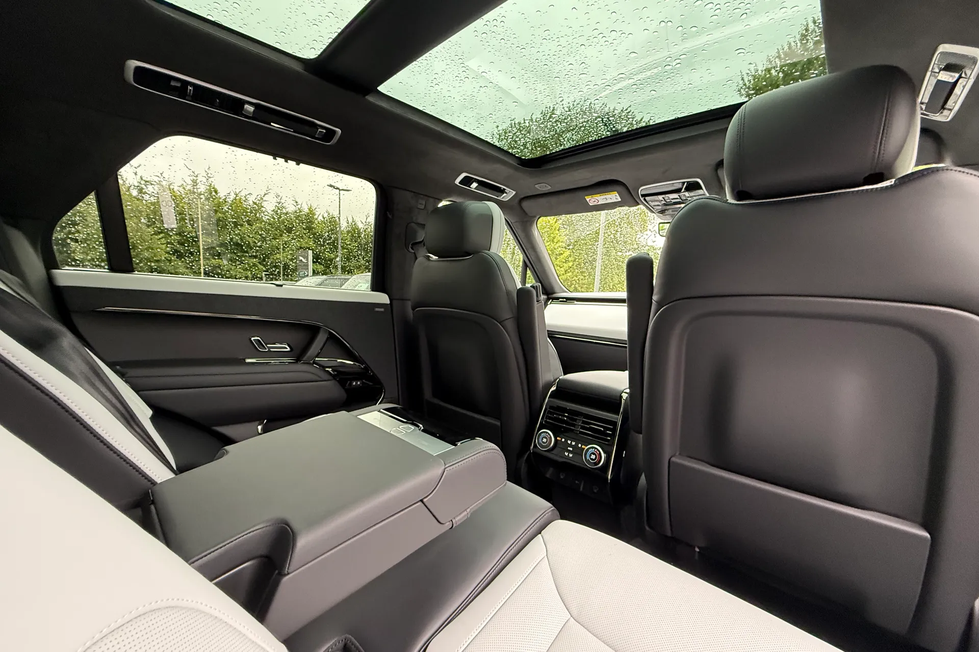 LAND ROVER RANGE ROVER SPORT thumbnail image number 49