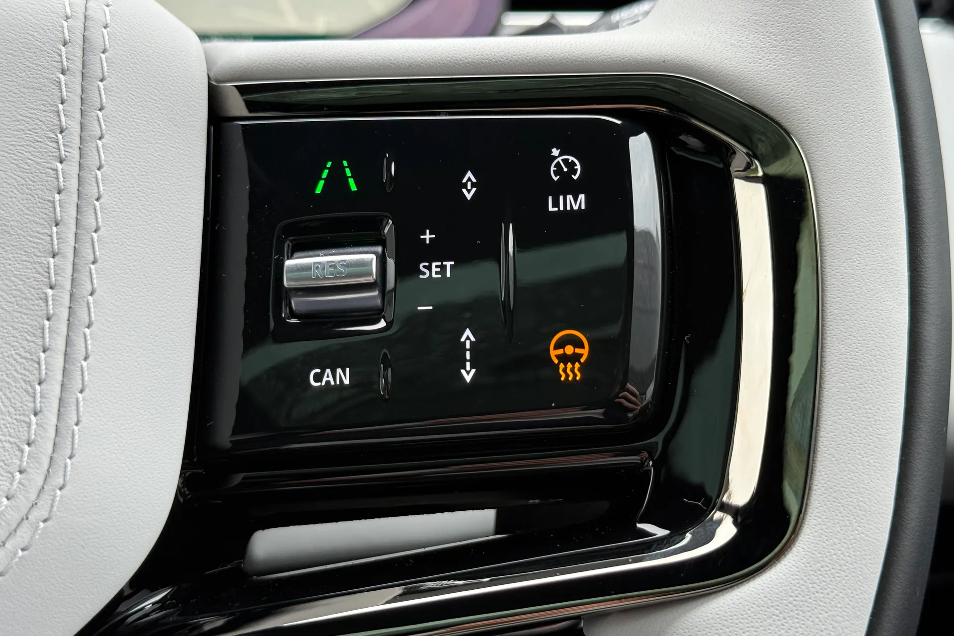 LAND ROVER RANGE ROVER SPORT thumbnail image number 31