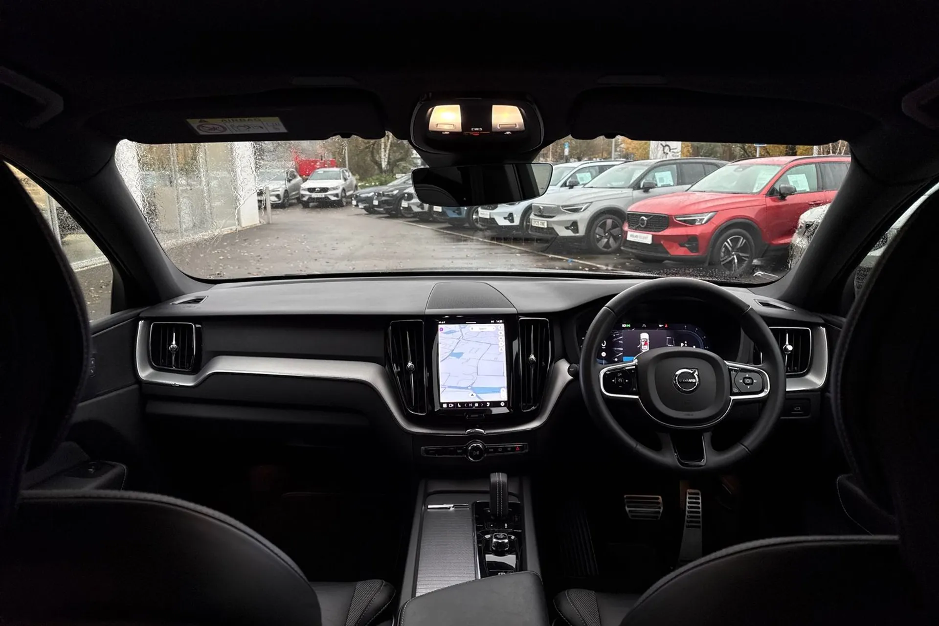 Volvo XC60 thumbnail image number 3