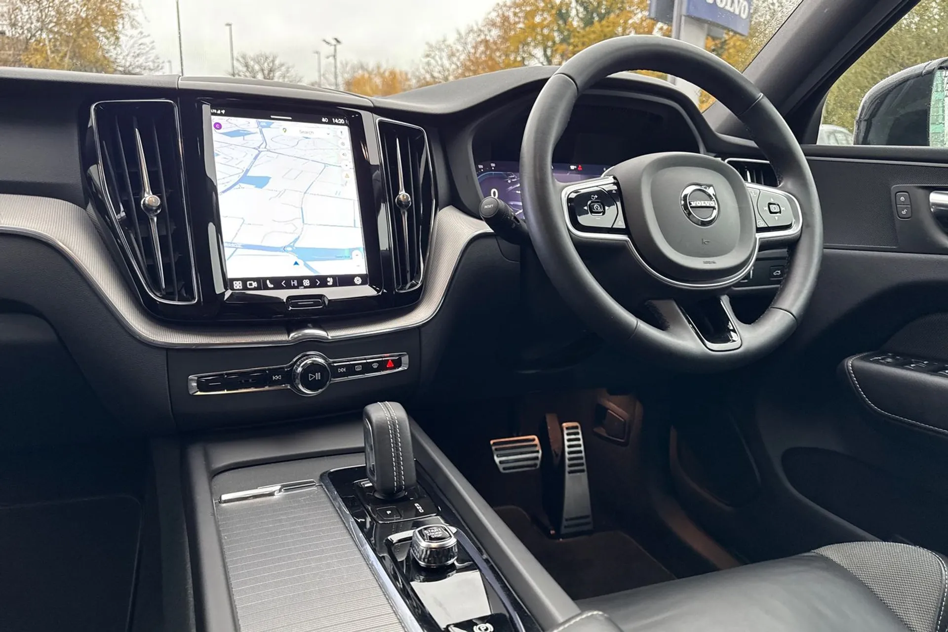 Volvo XC60 thumbnail image number 35