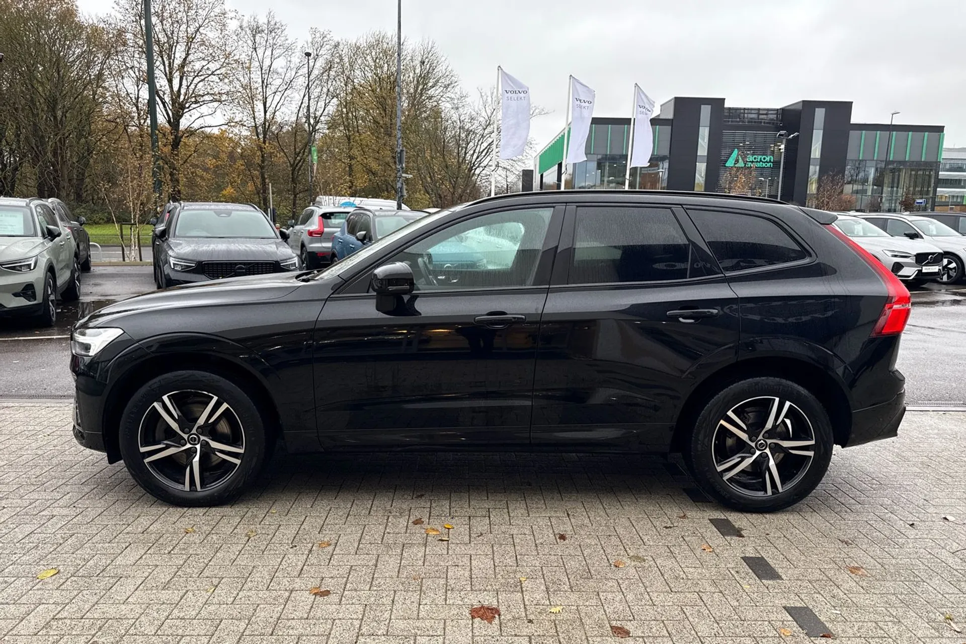 Volvo XC60 thumbnail image number 11