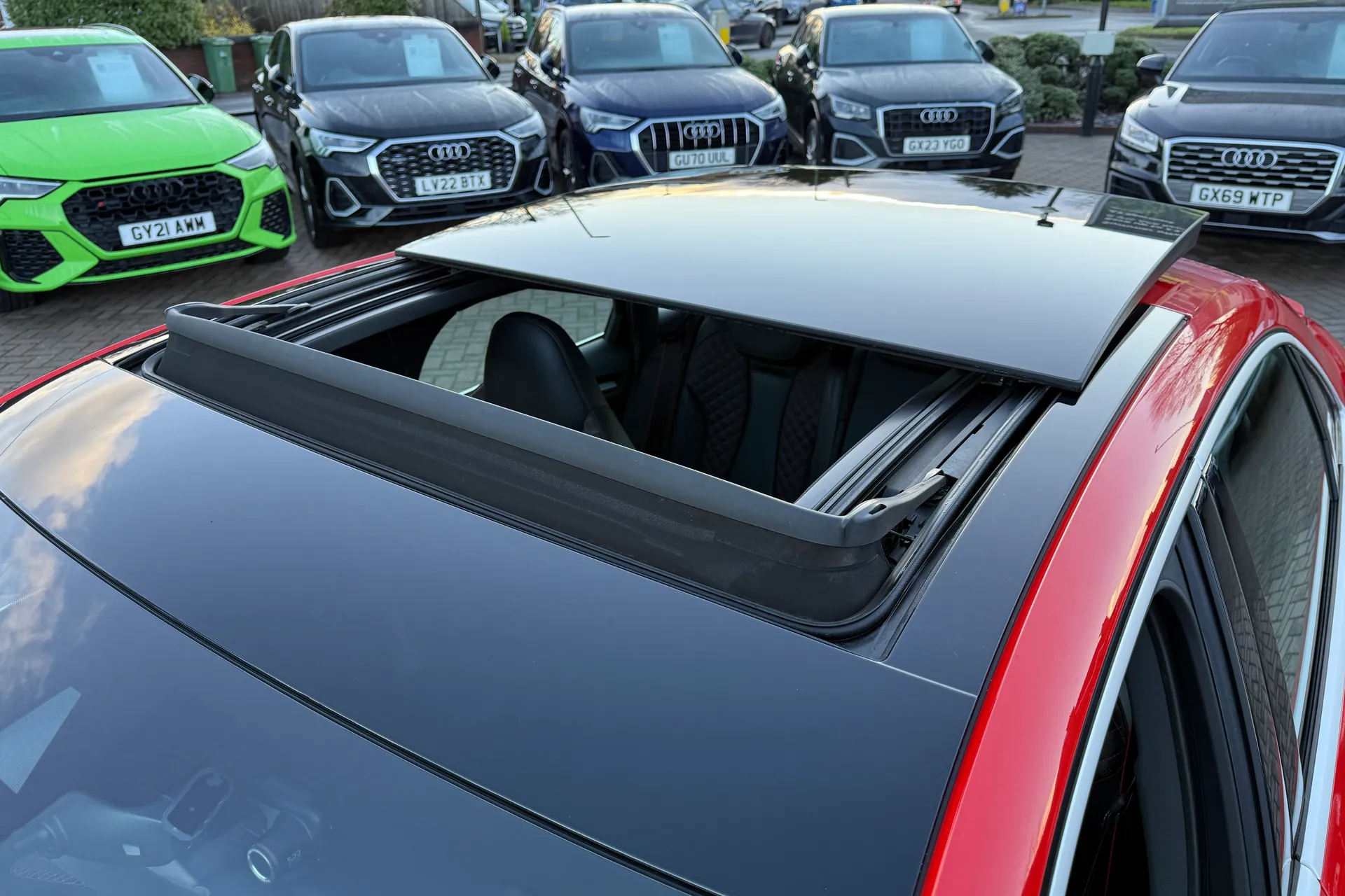 Audi RS3 thumbnail image number 8