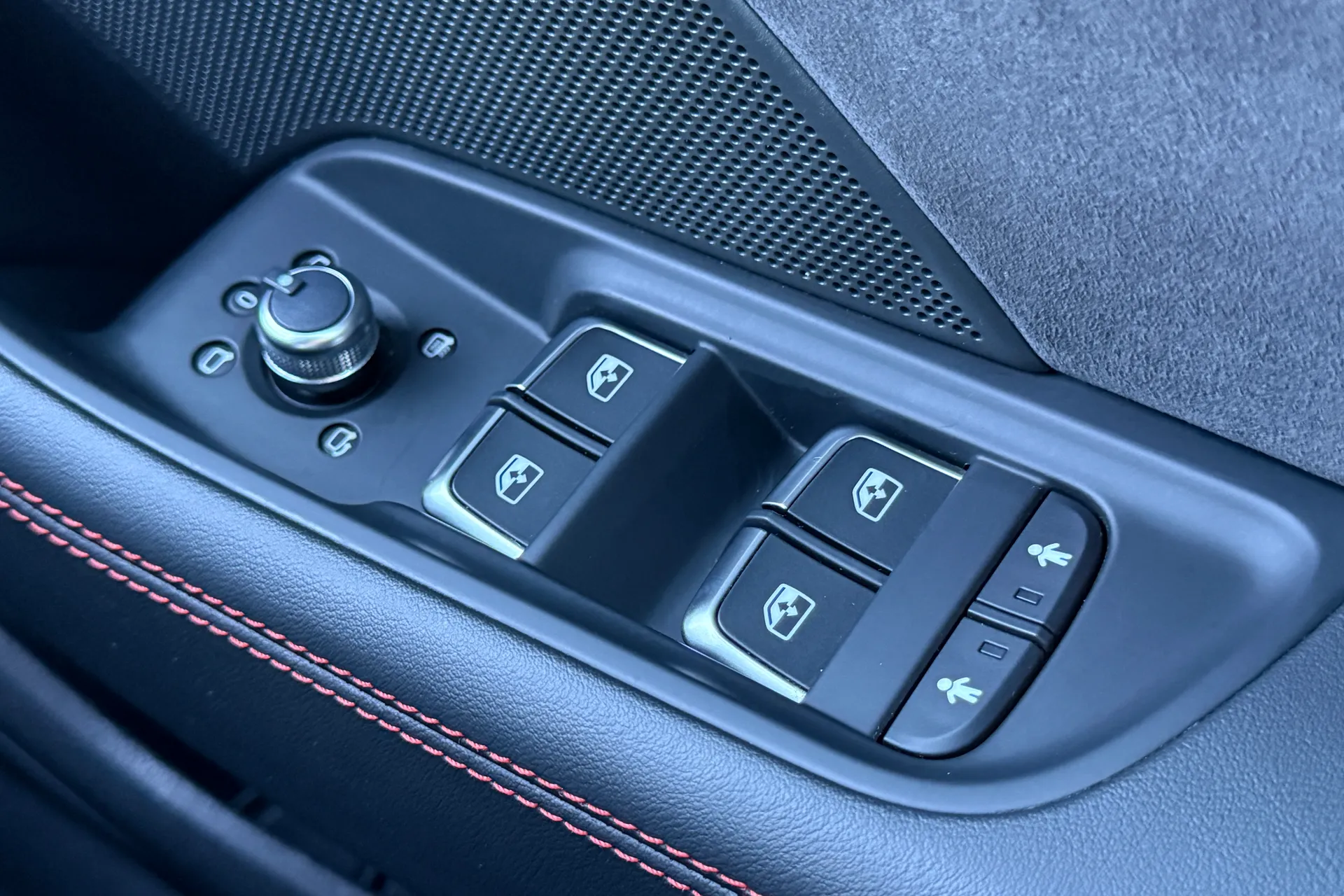 Audi RS3 thumbnail image number 23