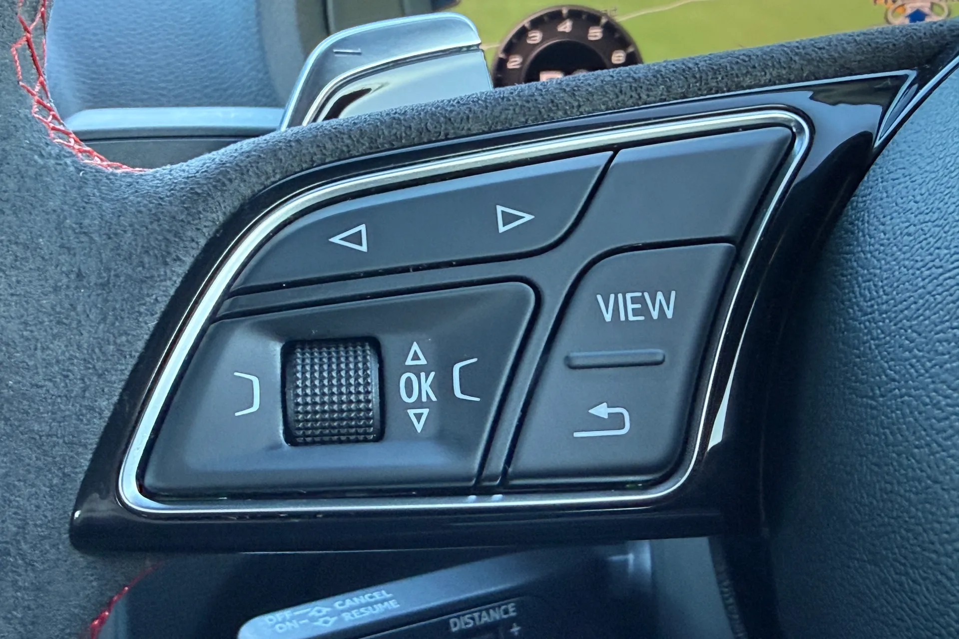 Audi RS3 thumbnail image number 25