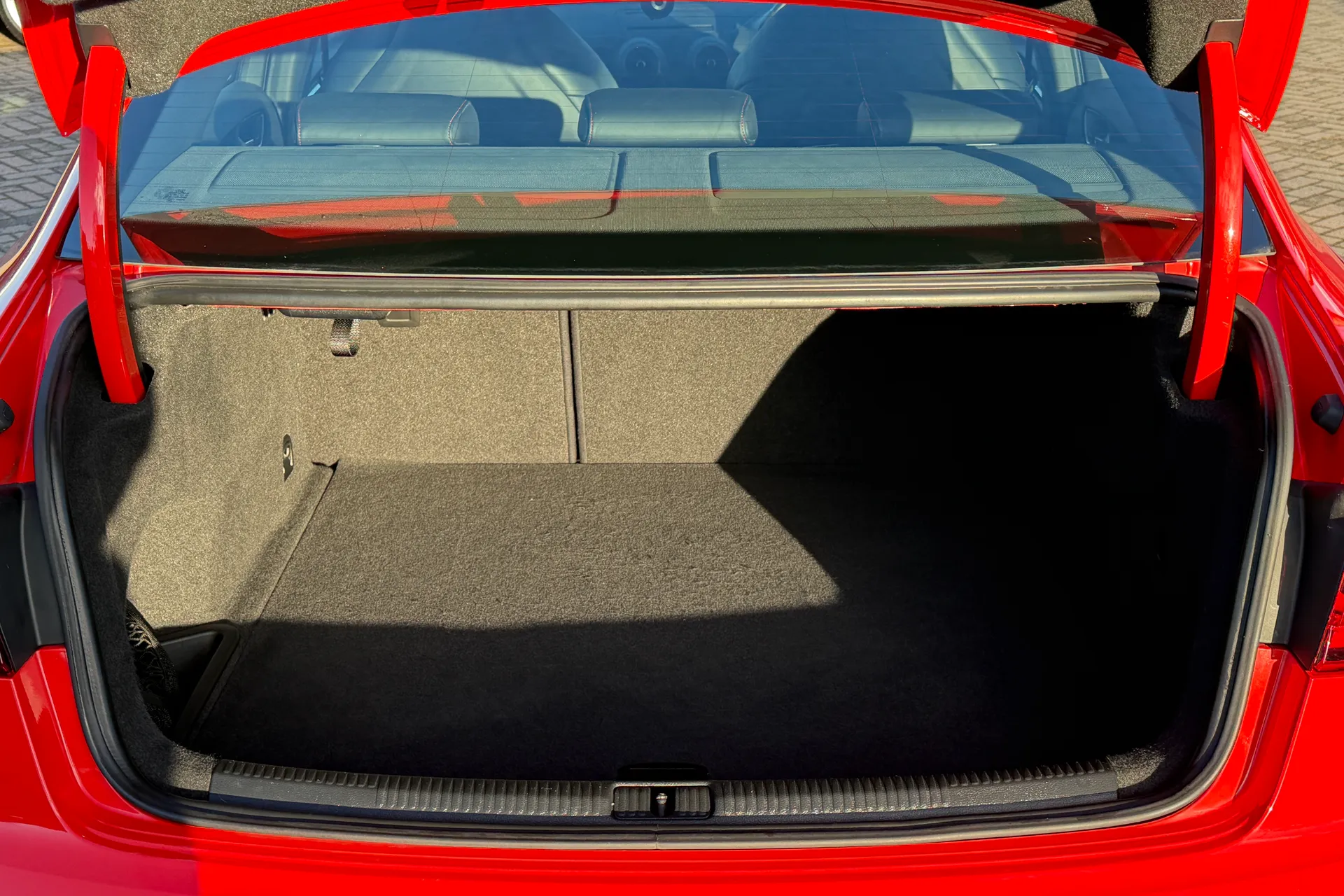 Audi RS3 thumbnail image number 41